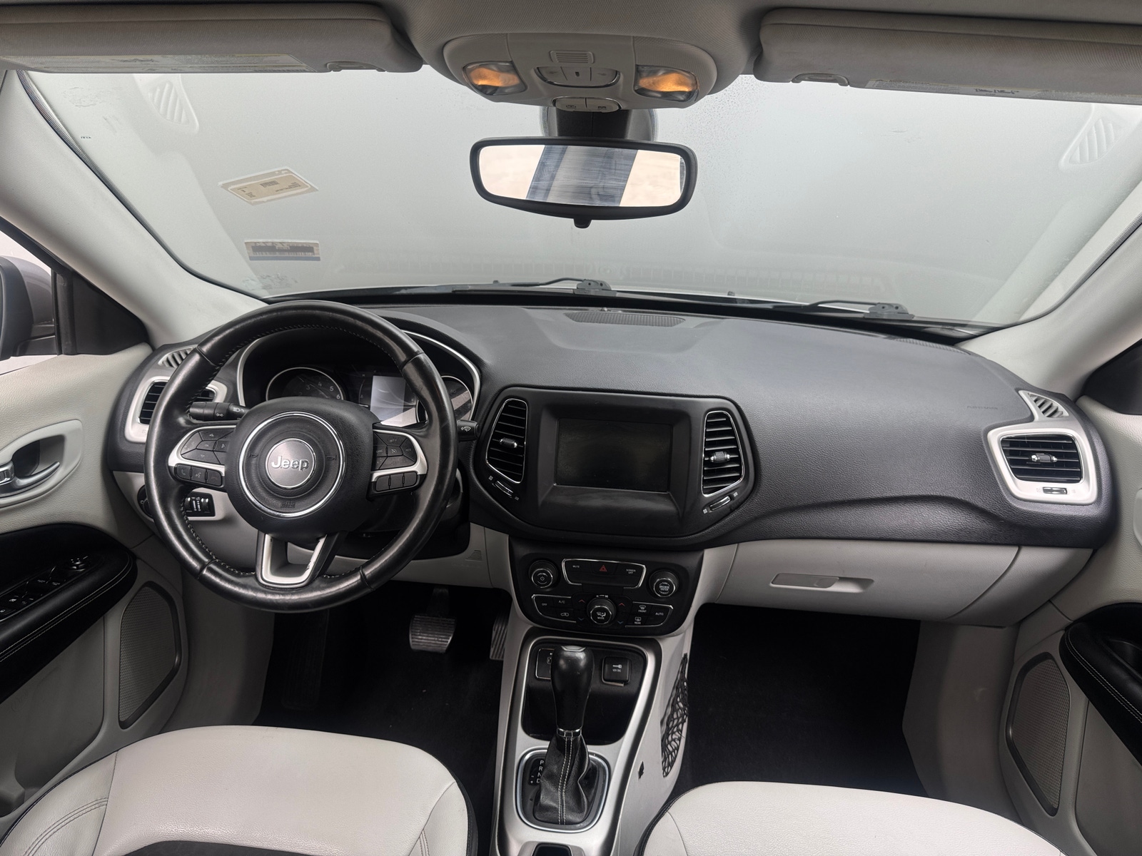 Thumbnail: 2019 Jeep Compass - 3