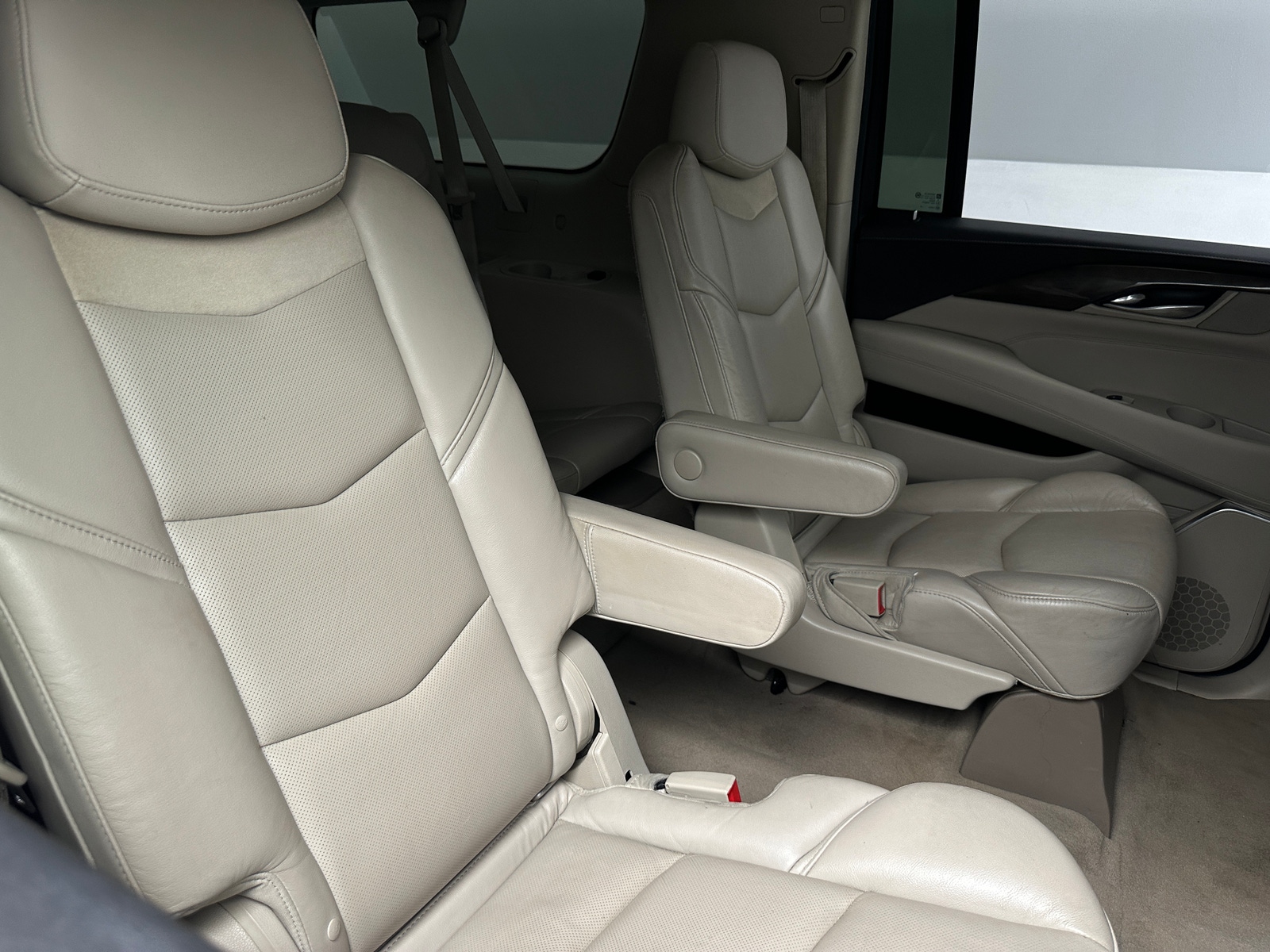 Thumbnail: 2020 Cadillac Escalade - 5