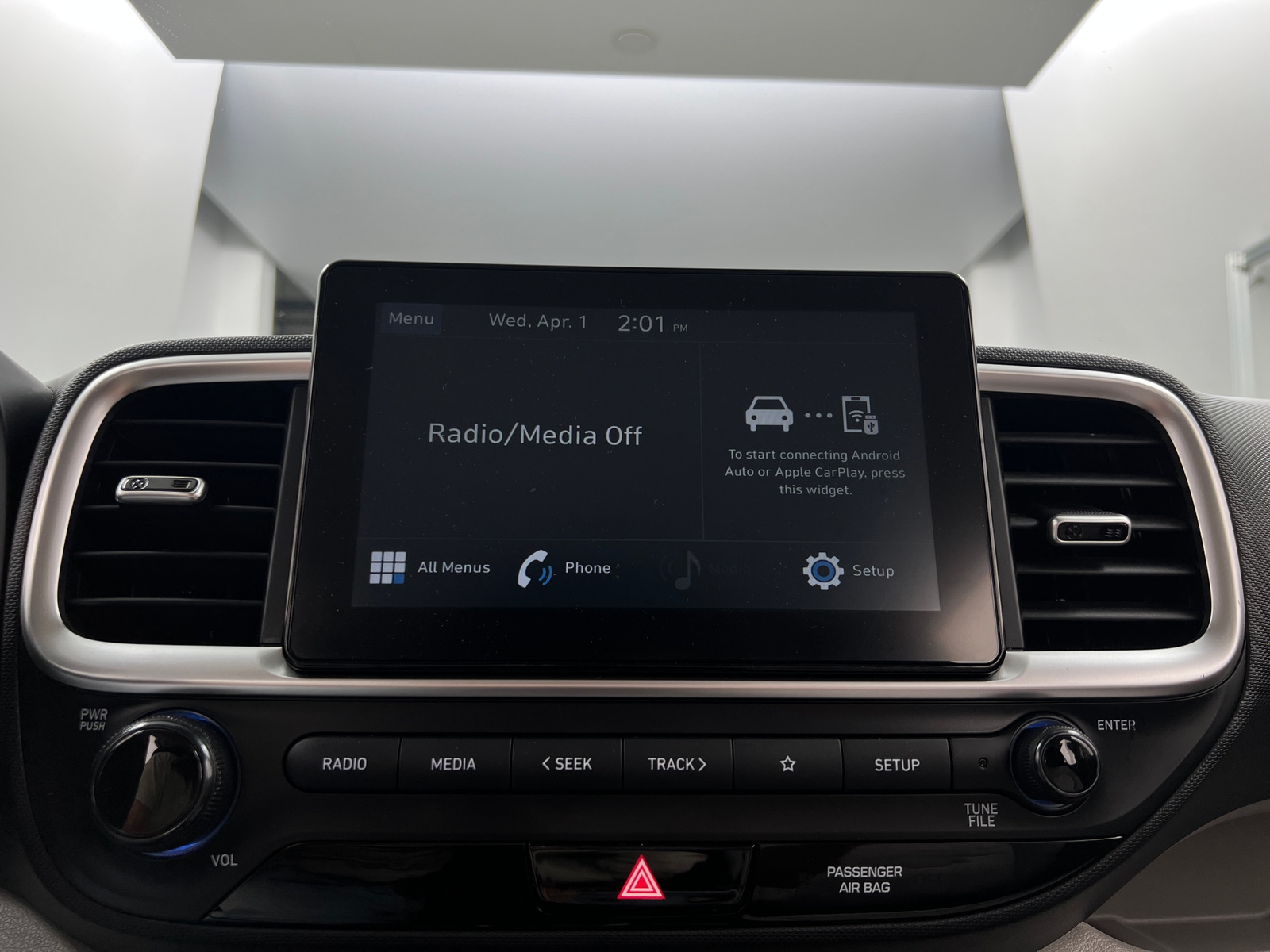 Thumbnail: 2021 Hyundai Venue - 4