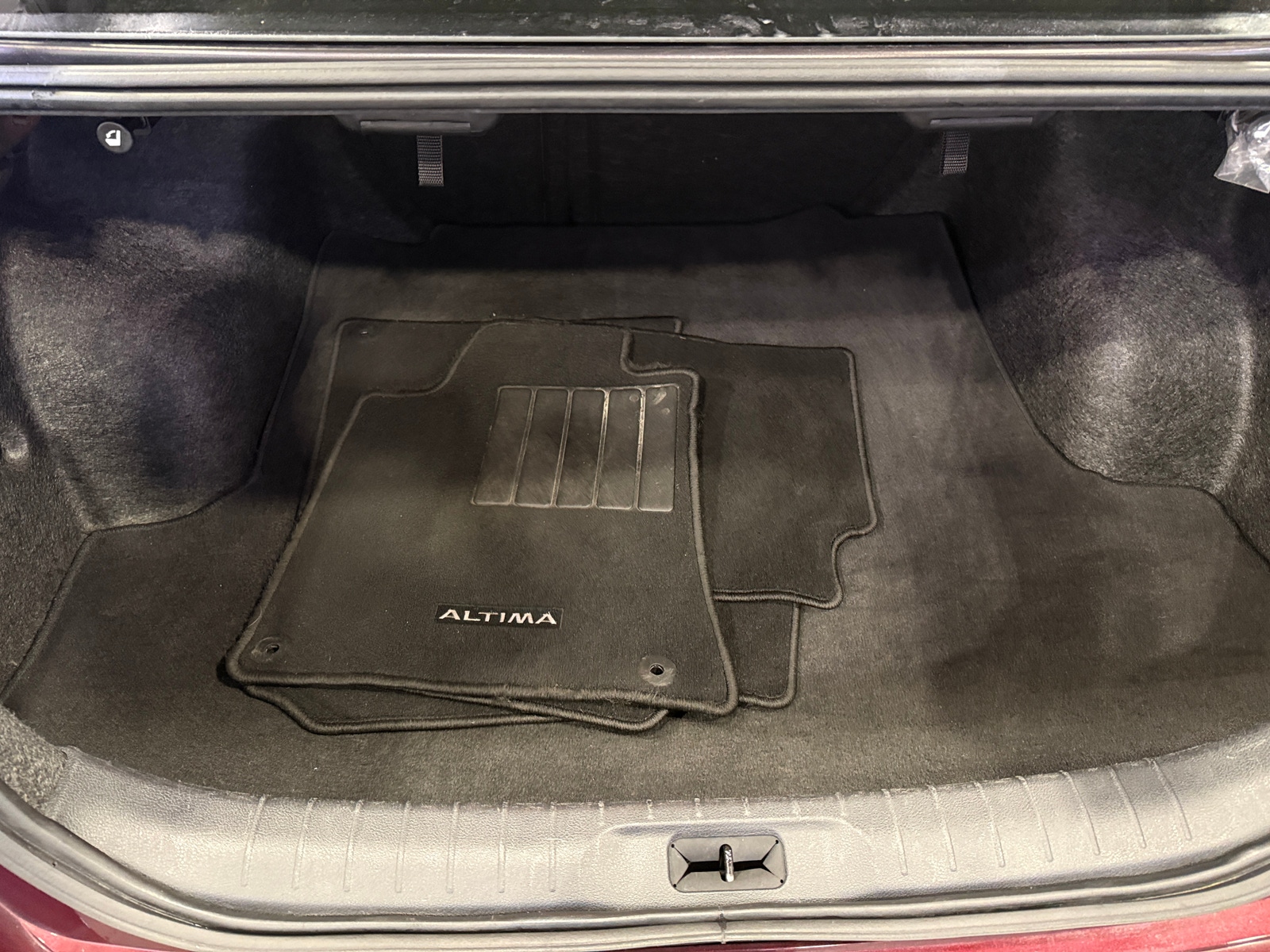 Thumbnail: 2024 Nissan Altima - 7