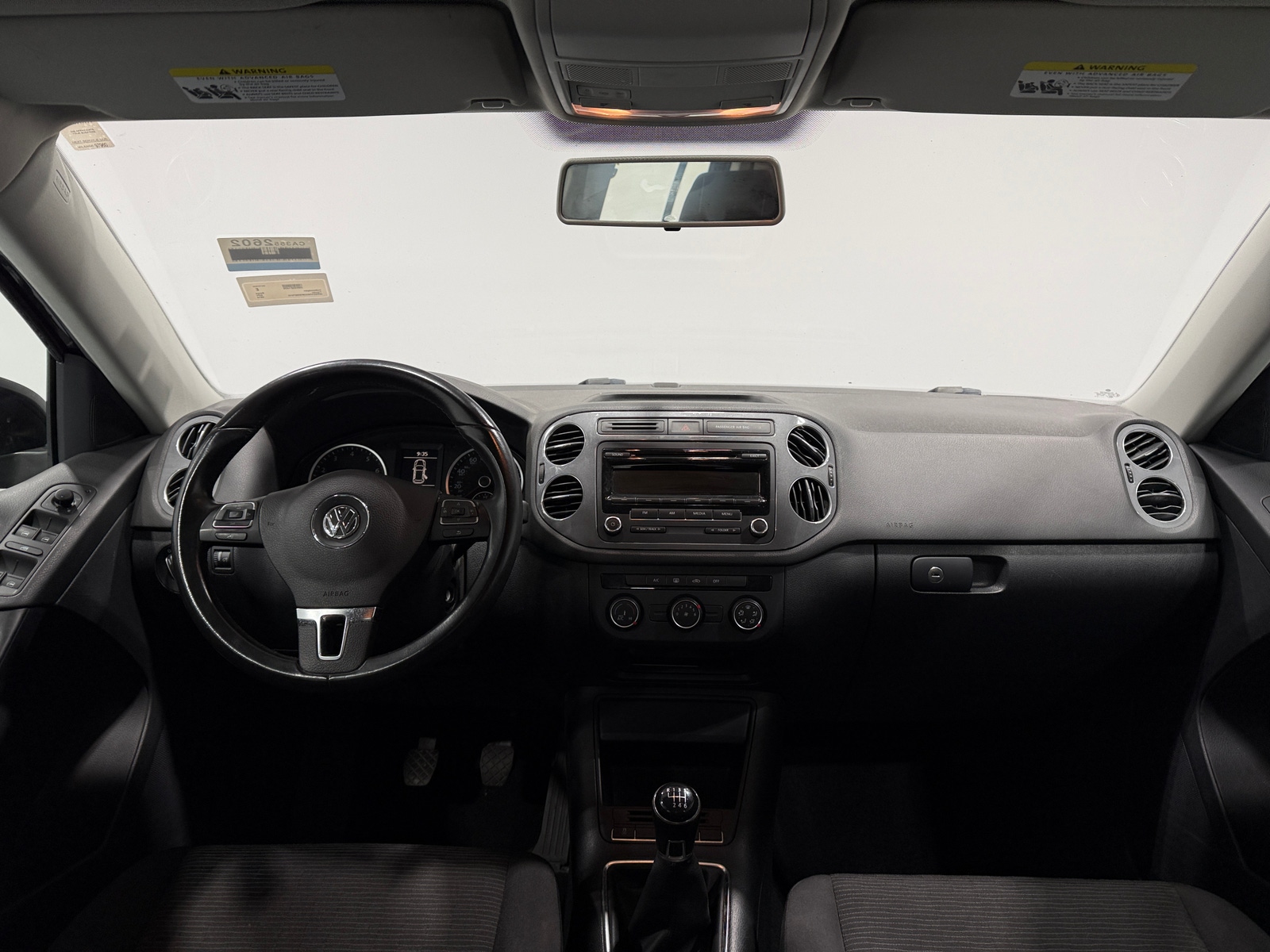 Thumbnail: 2014 Volkswagen Tiguan - 3