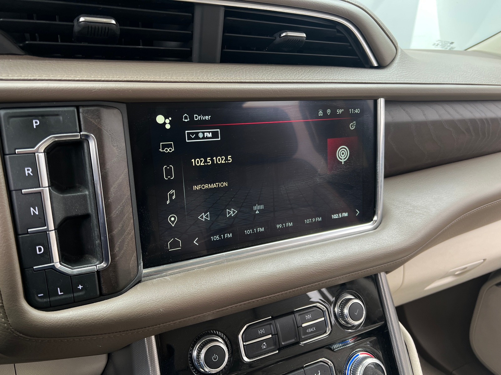 Thumbnail: 2023 GMC Yukon - 3