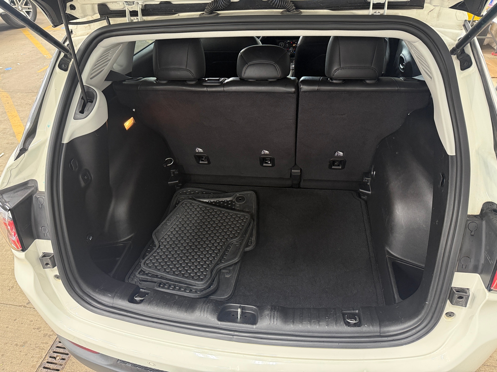 Thumbnail: 2018 Jeep Compass - 7