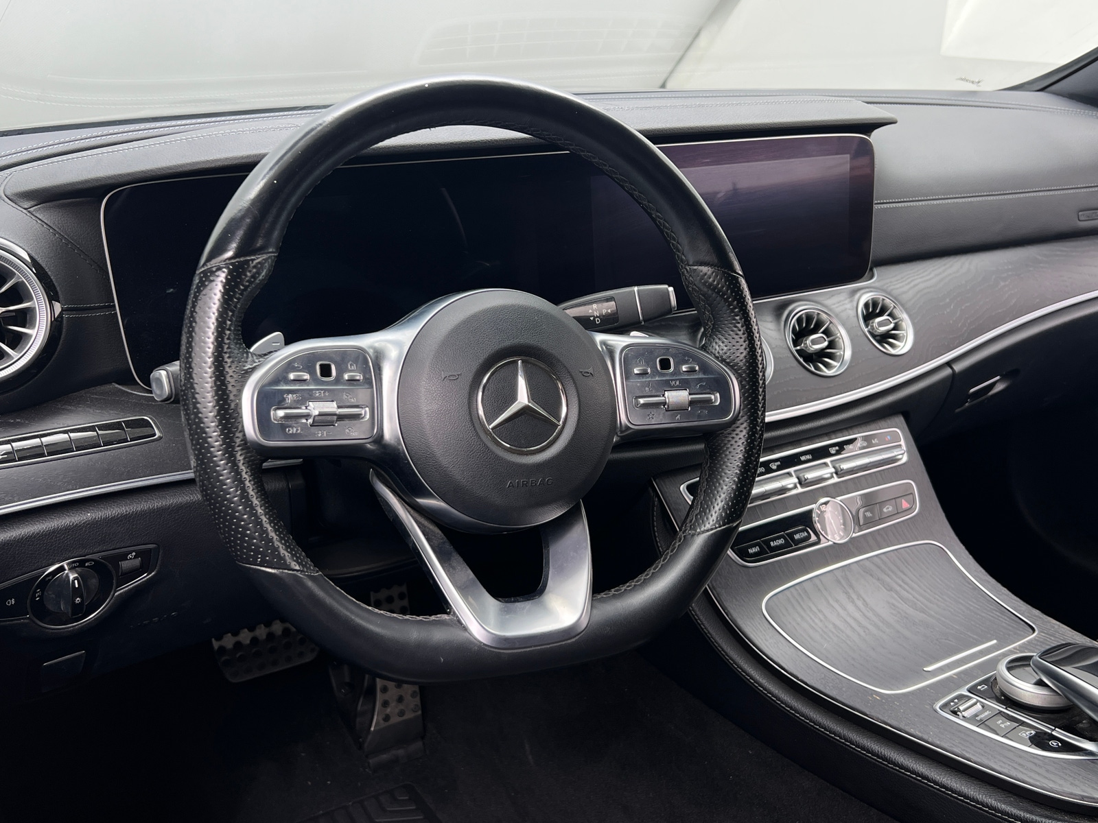 Thumbnail: 2019 Mercedes-Benz E-Class - 4