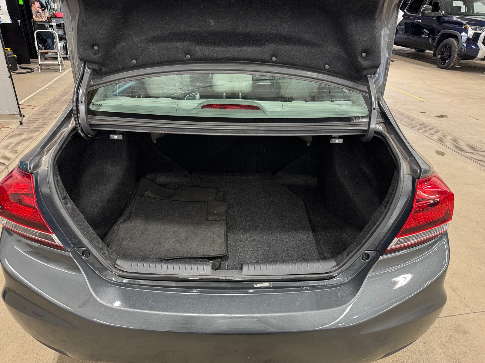 Thumbnail: 2013 Honda Civic - 6