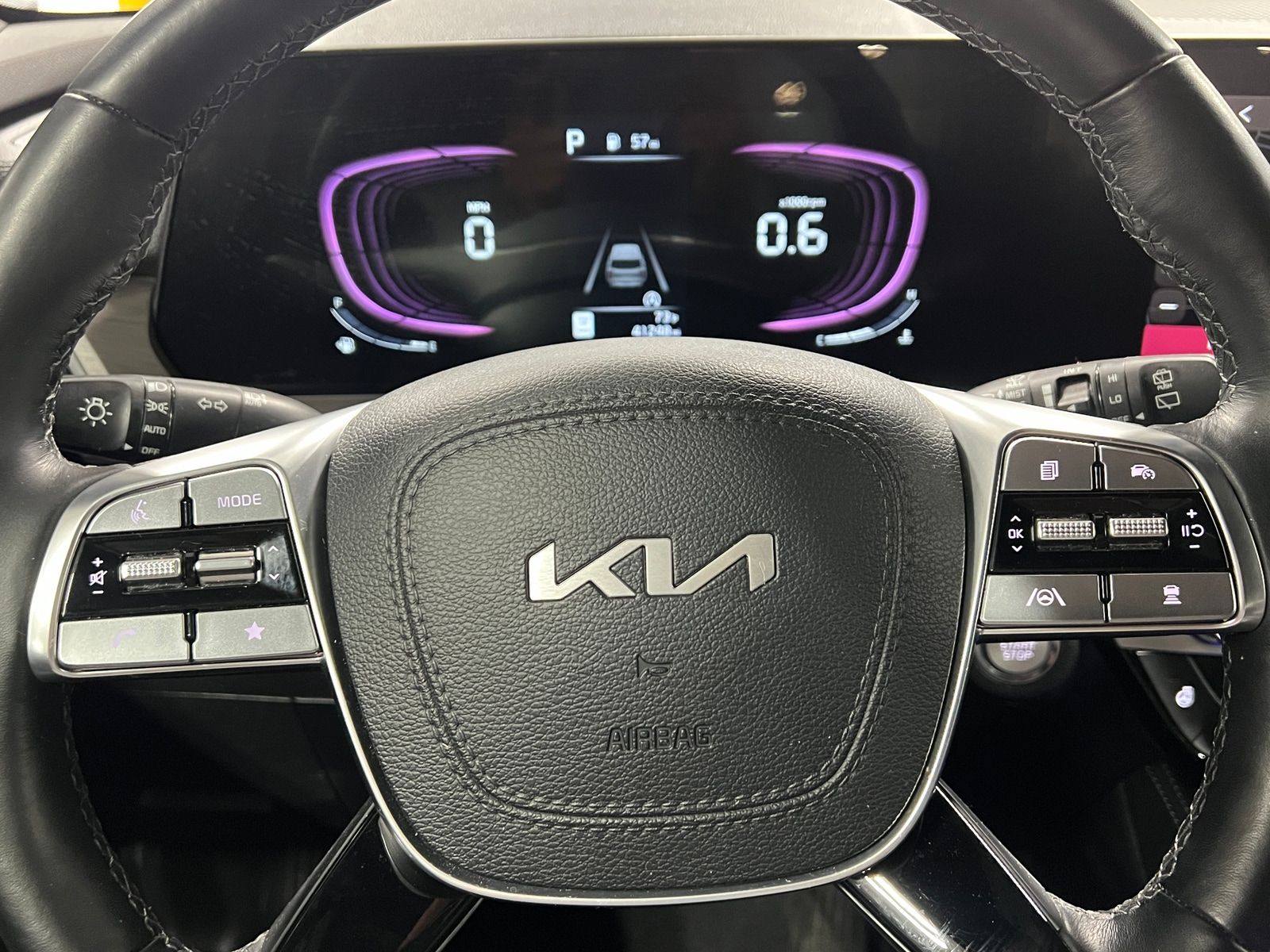 Thumbnail: 2024 Kia Telluride - 4