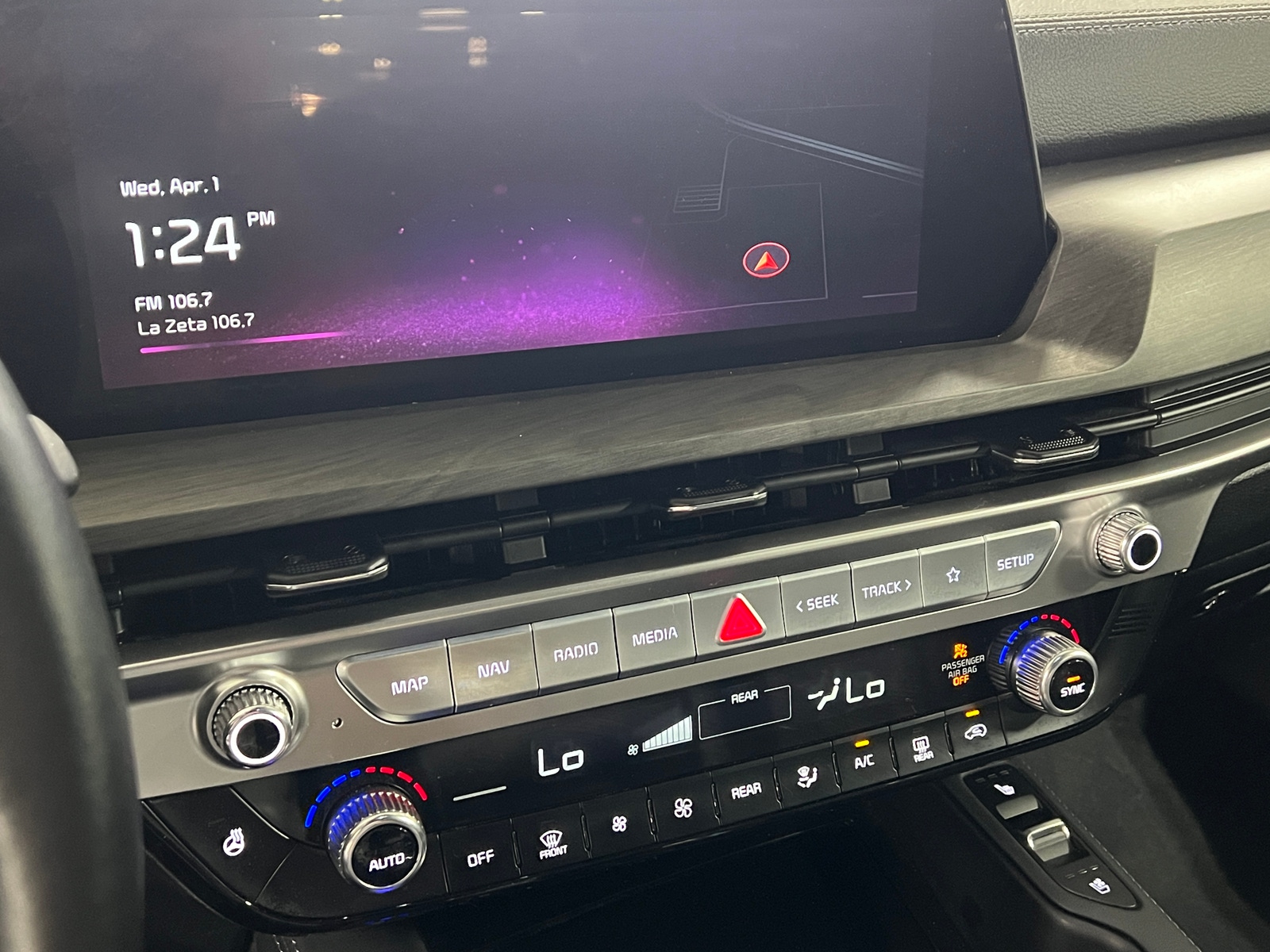 Thumbnail: 2024 Kia Telluride - 3