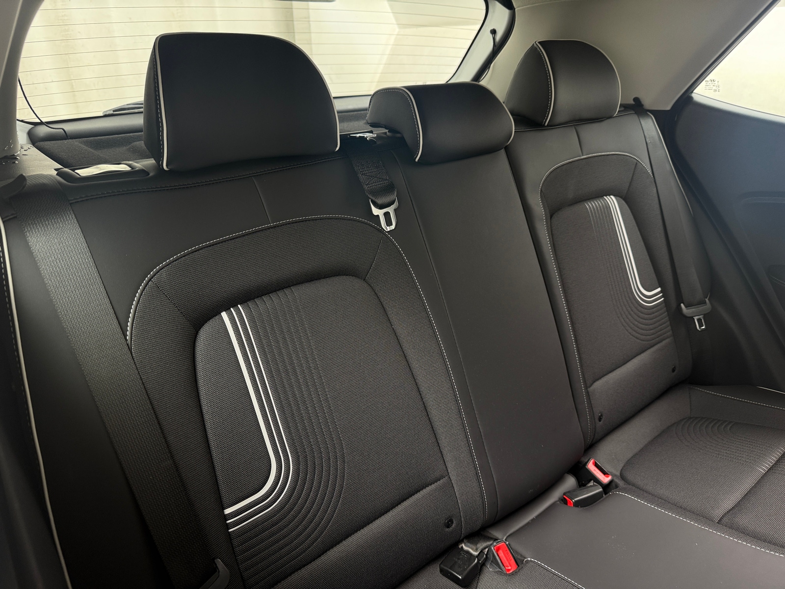 Thumbnail: 2024 Hyundai Venue - 6