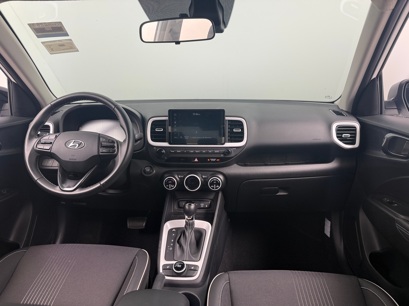 Thumbnail: 2024 Hyundai Venue - 3