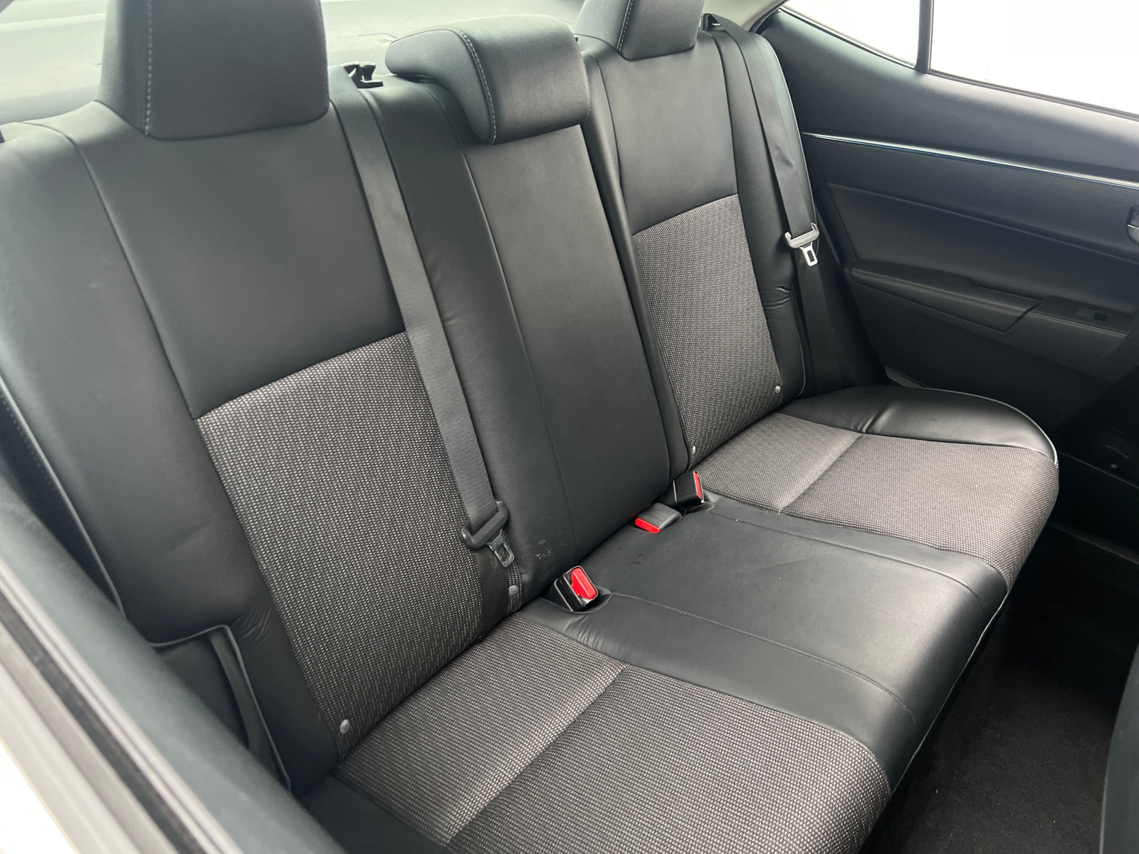 Thumbnail: 2014 Toyota Corolla - 6