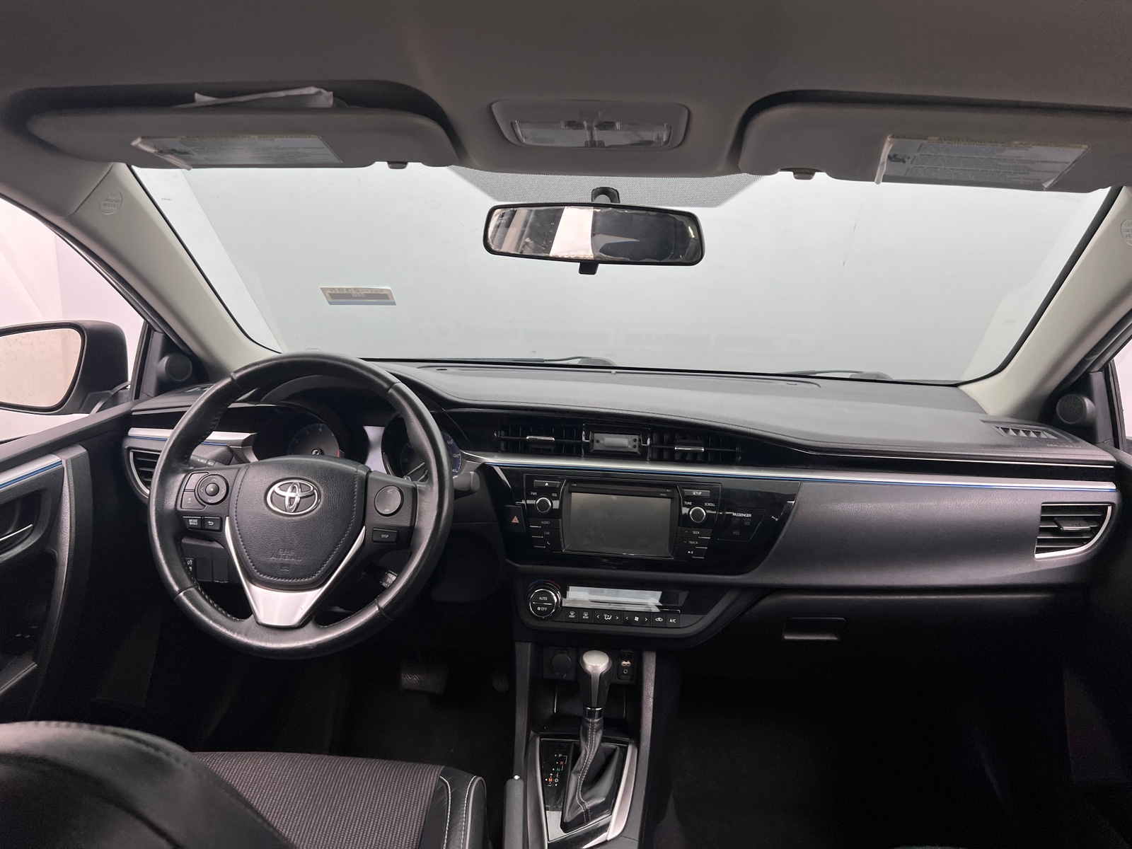 Thumbnail: 2014 Toyota Corolla - 3