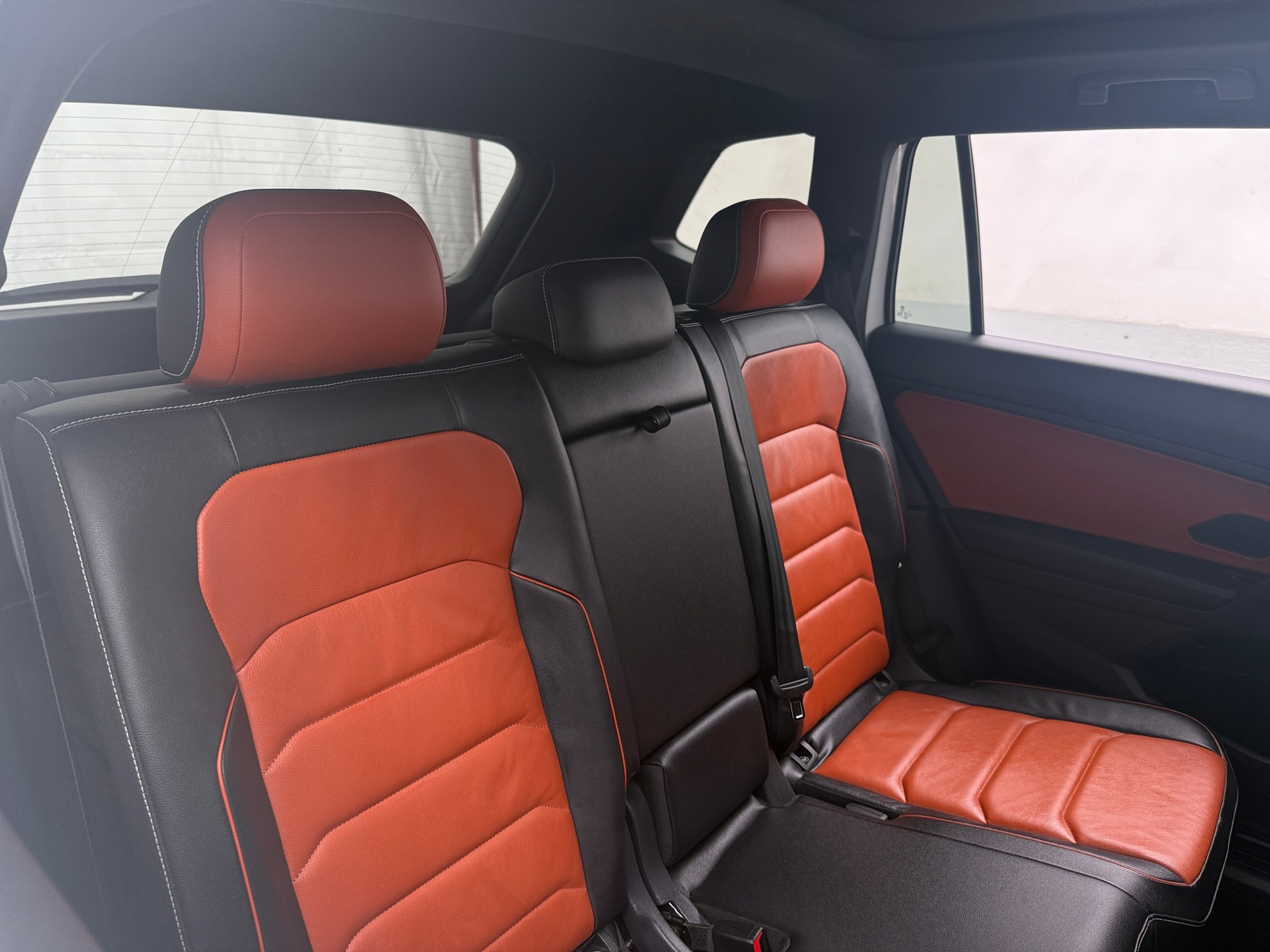 Thumbnail: 2021 Volkswagen Tiguan - 6