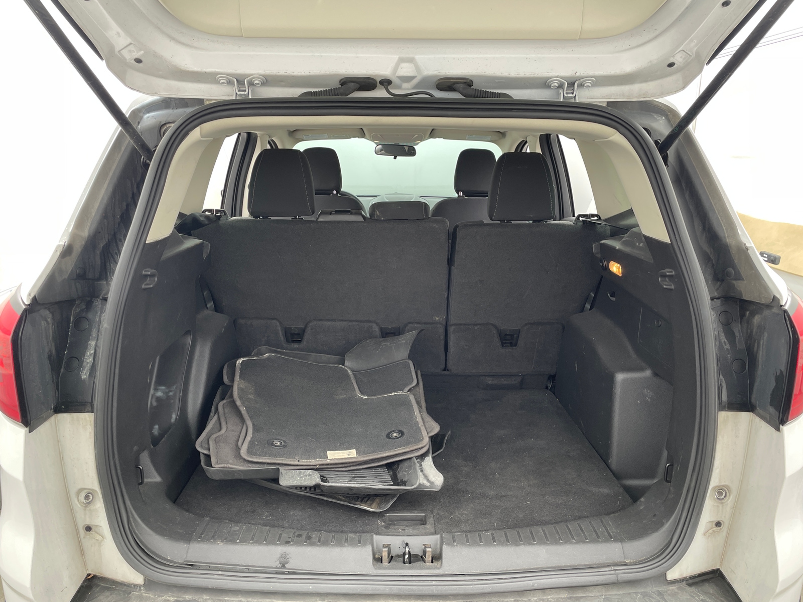 Thumbnail: 2019 Ford Escape - 7