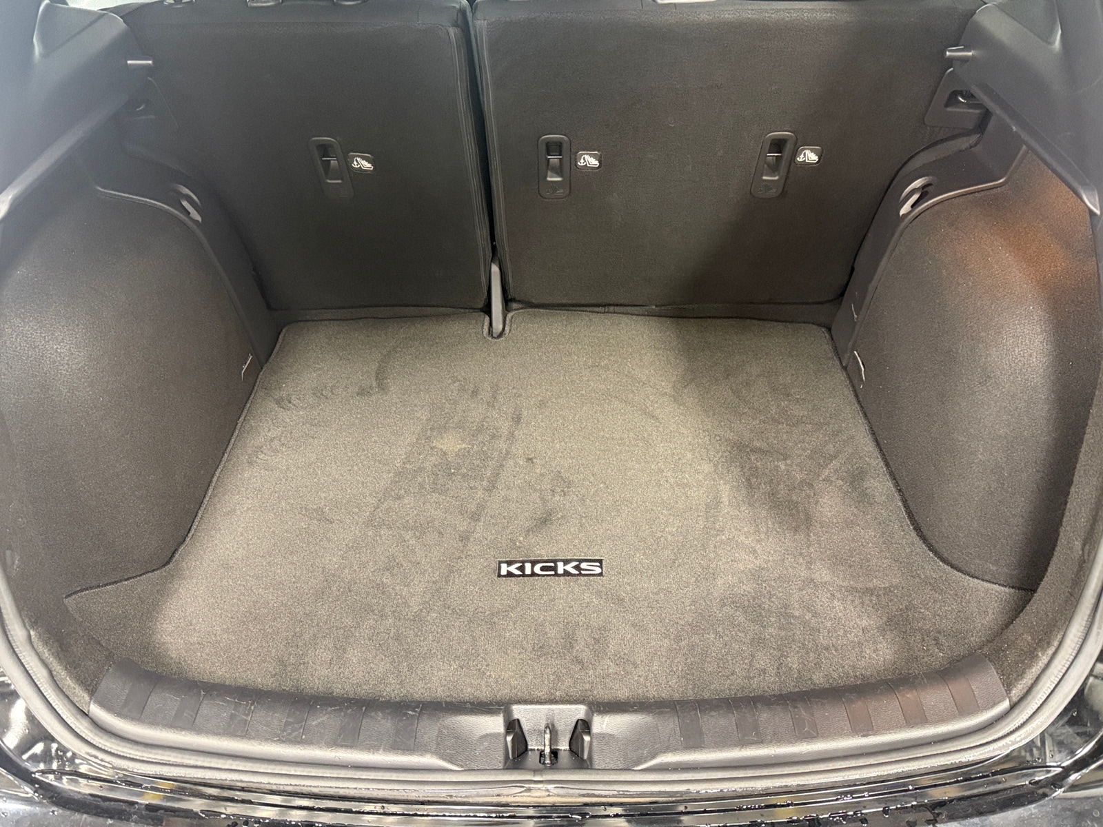 Thumbnail: 2022 Nissan Kicks - 7