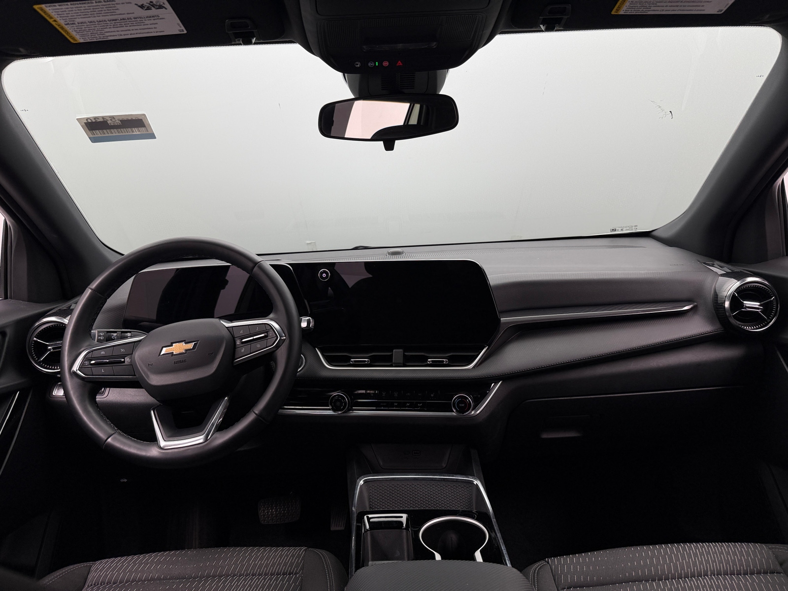 Thumbnail: 2025 Chevrolet Equinox - 3
