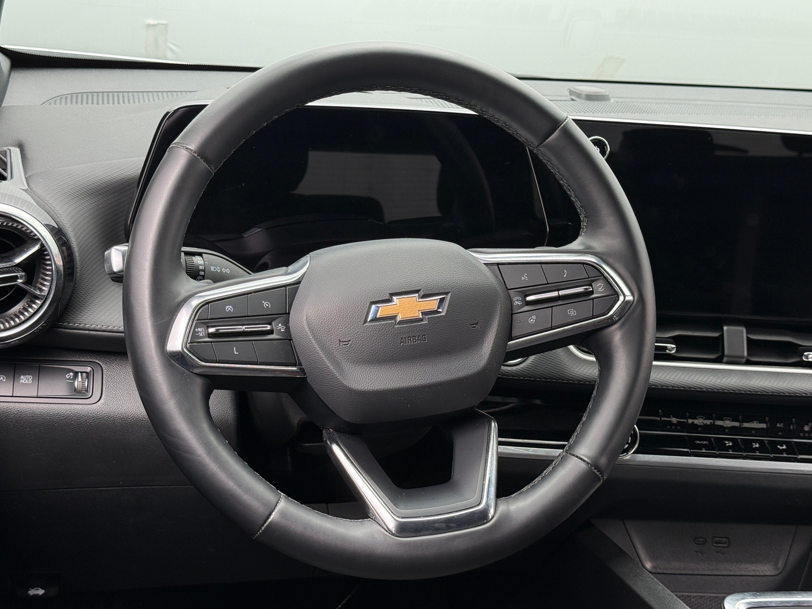Thumbnail: 2025 Chevrolet Equinox - 5