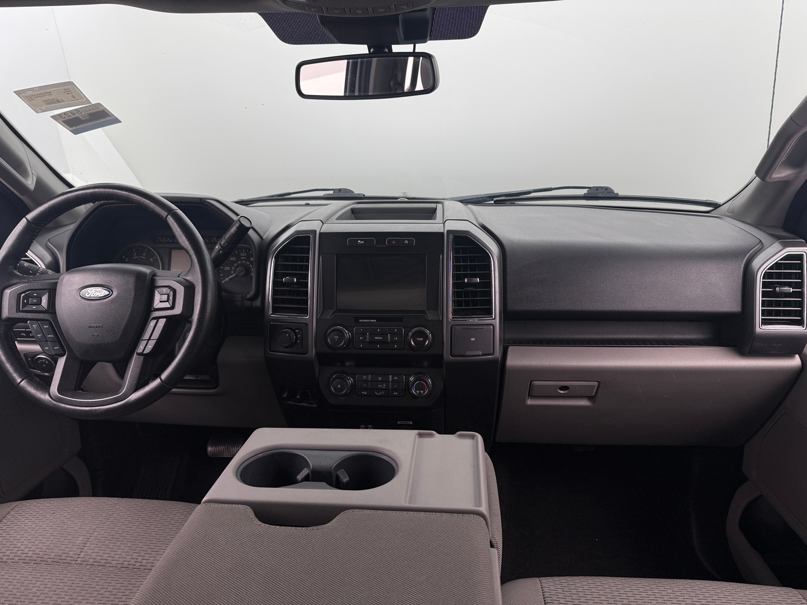 Thumbnail: 2019 Ford Econoline - 3