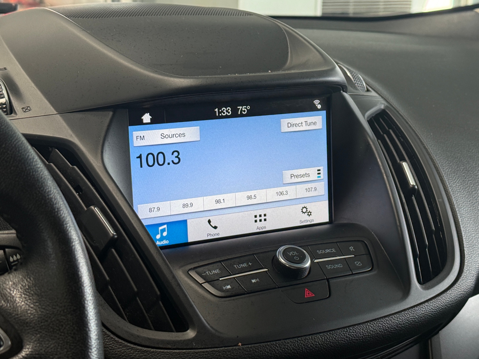 Thumbnail: 2019 Ford Escape - 3