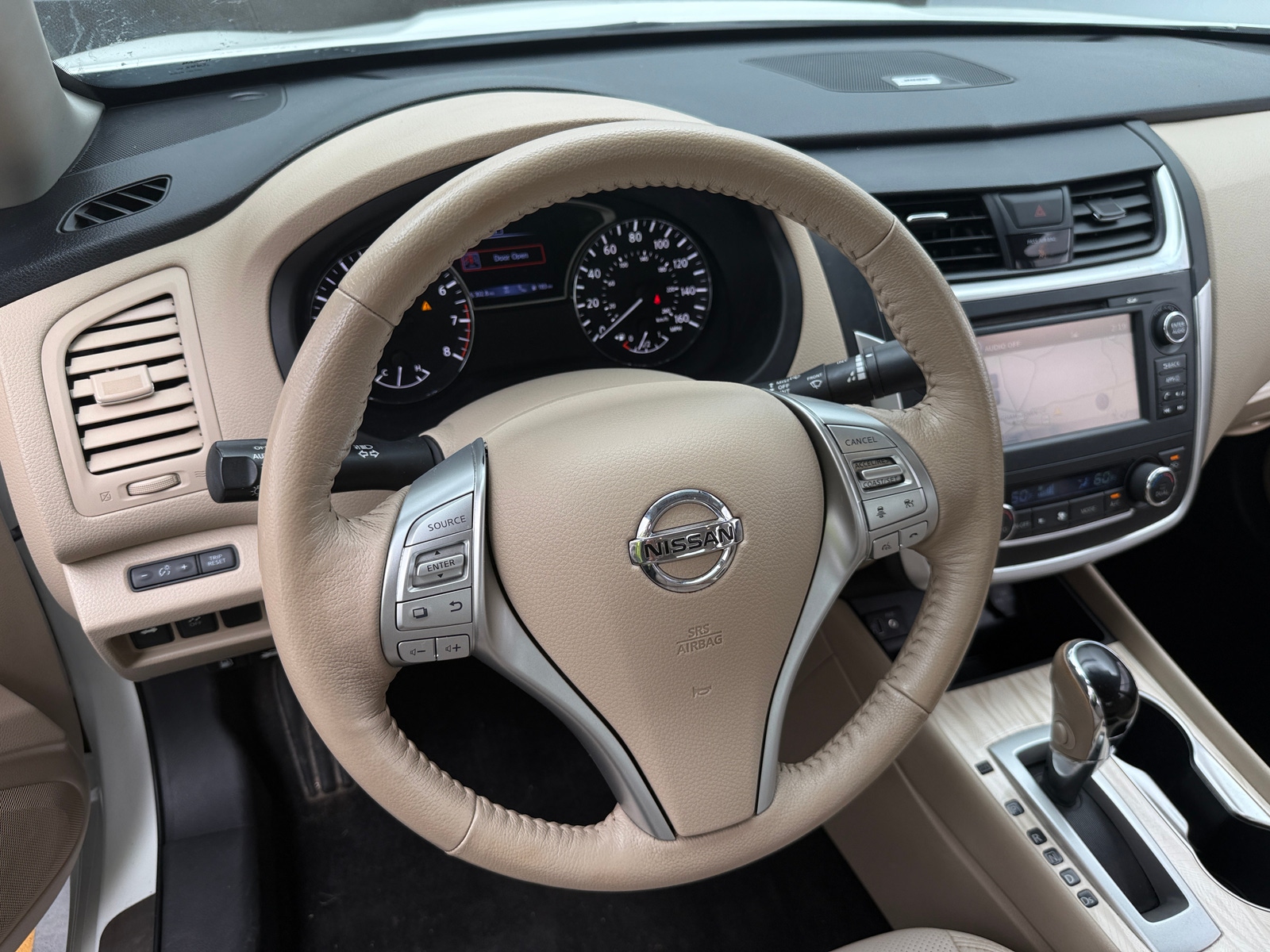 Thumbnail: 2017 Nissan Altima - 4