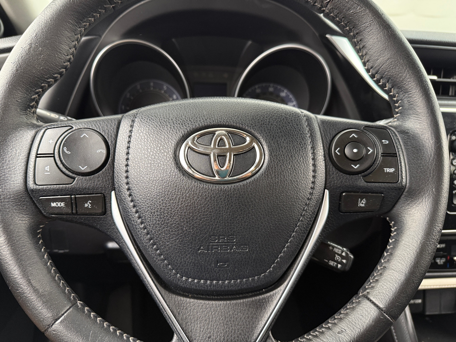 Thumbnail: 2017 Toyota Corolla iM - 5