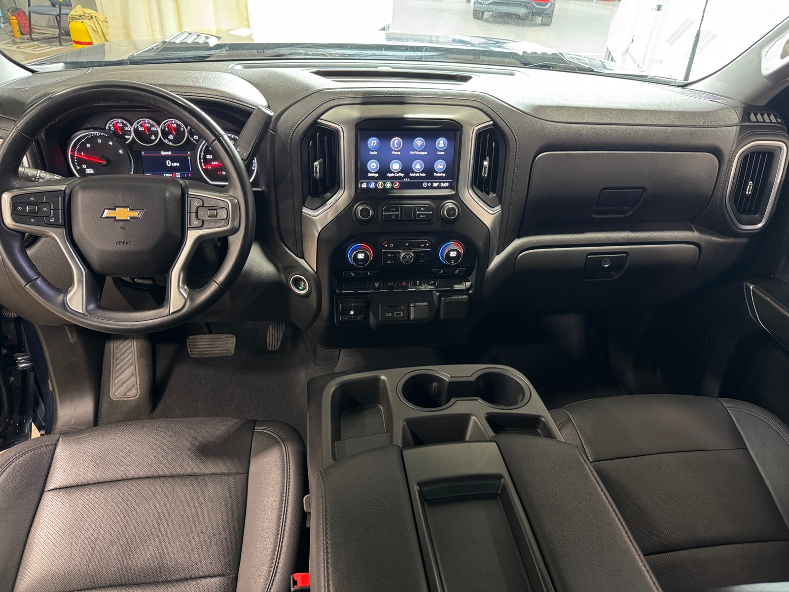 Thumbnail: 2023 Chevrolet Silverado 2500 - 2