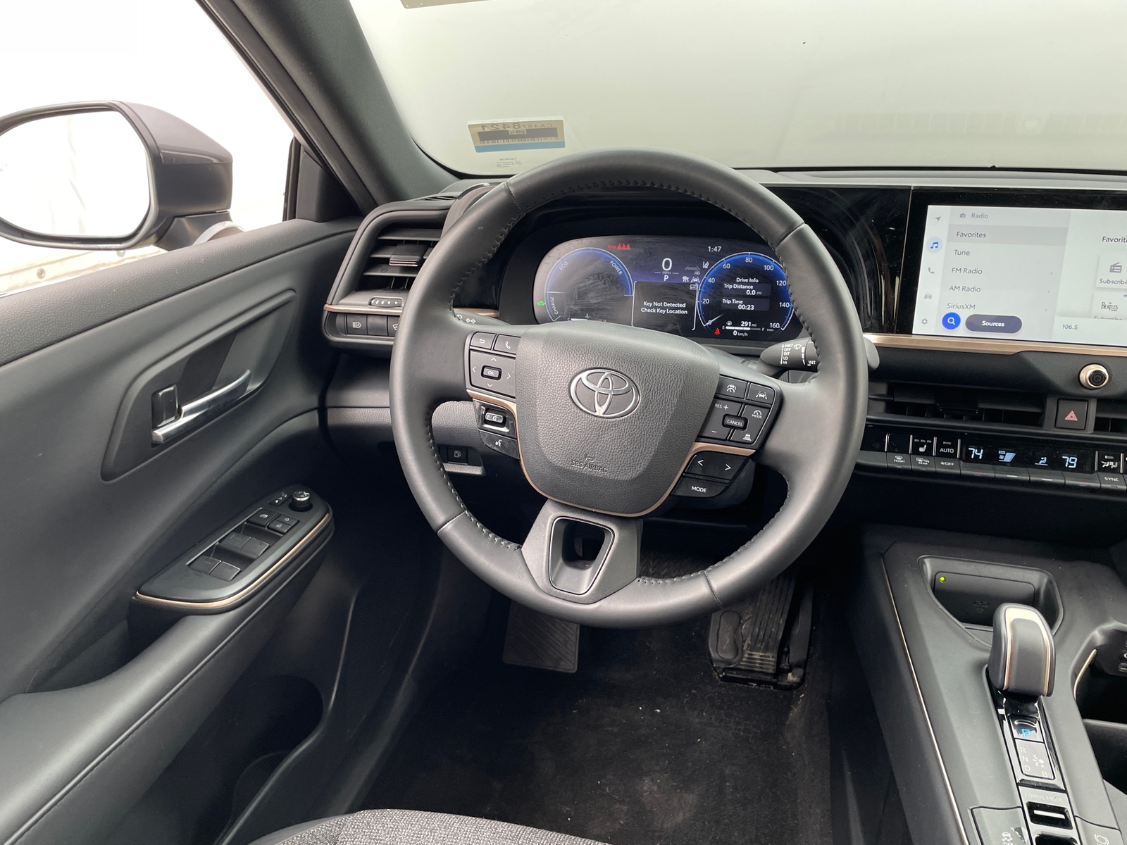 Thumbnail: 2023 Toyota Crown - 4