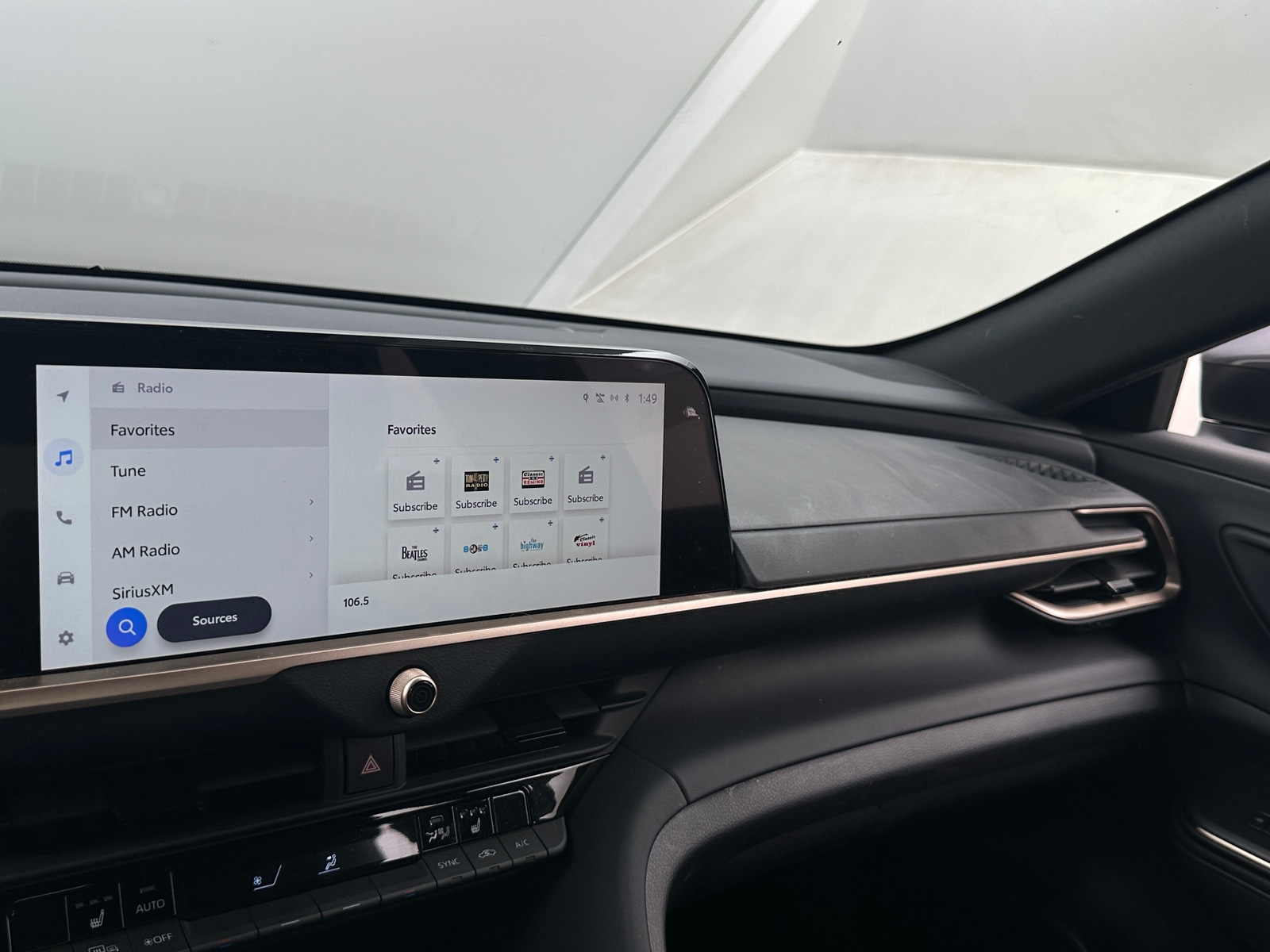 Thumbnail: 2023 Toyota Crown - 3