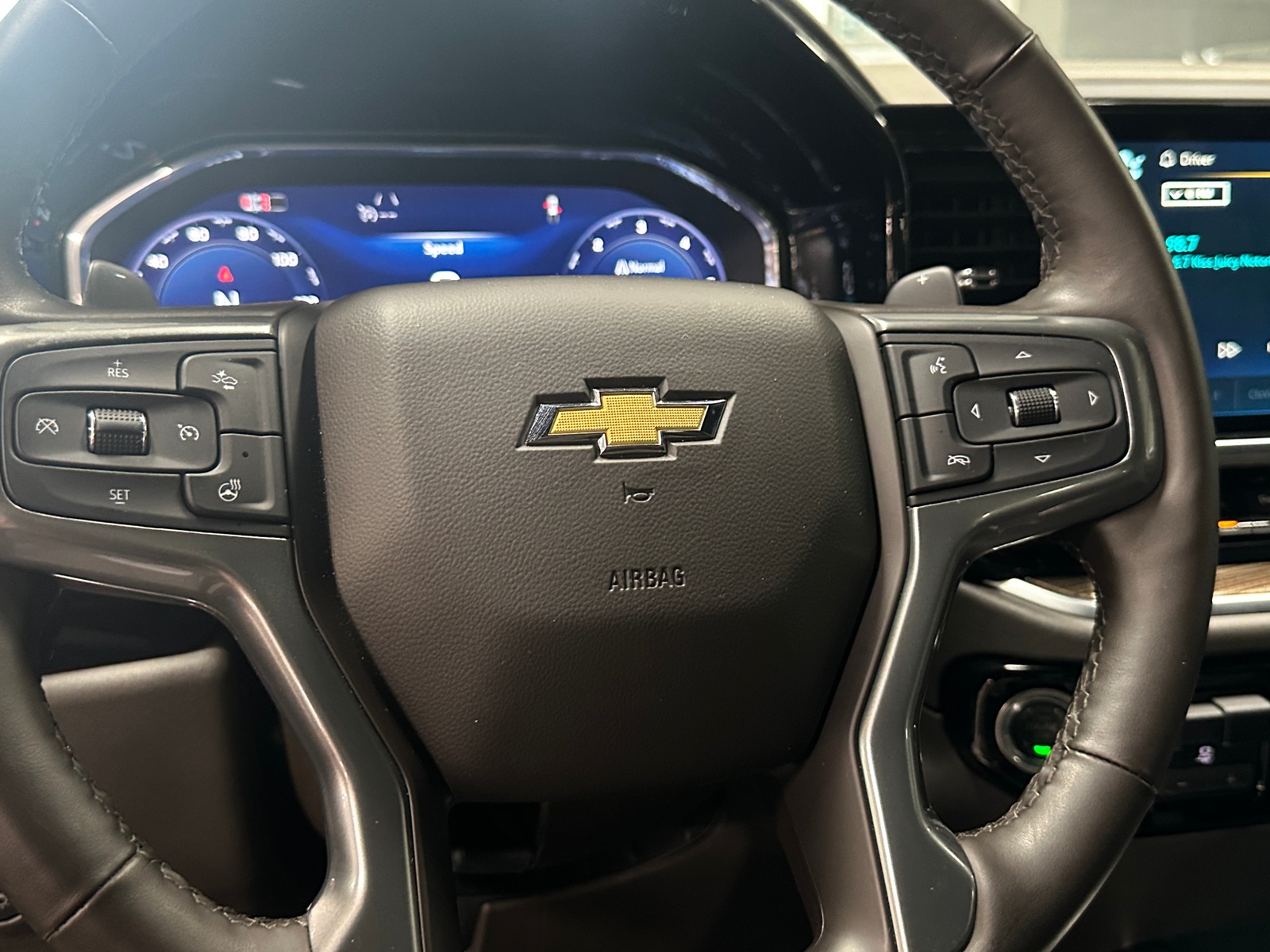 Thumbnail: 2024 Chevrolet Silverado 1500 - 5