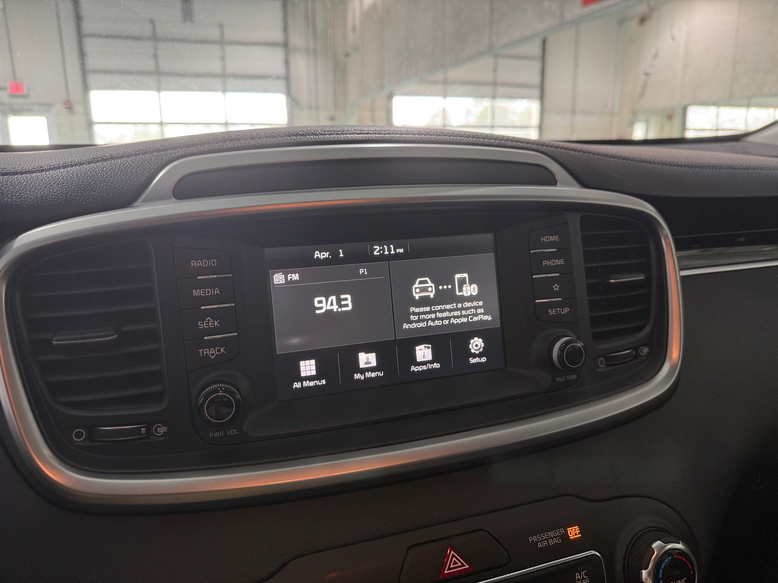 Thumbnail: 2019 Kia Sorento - 4