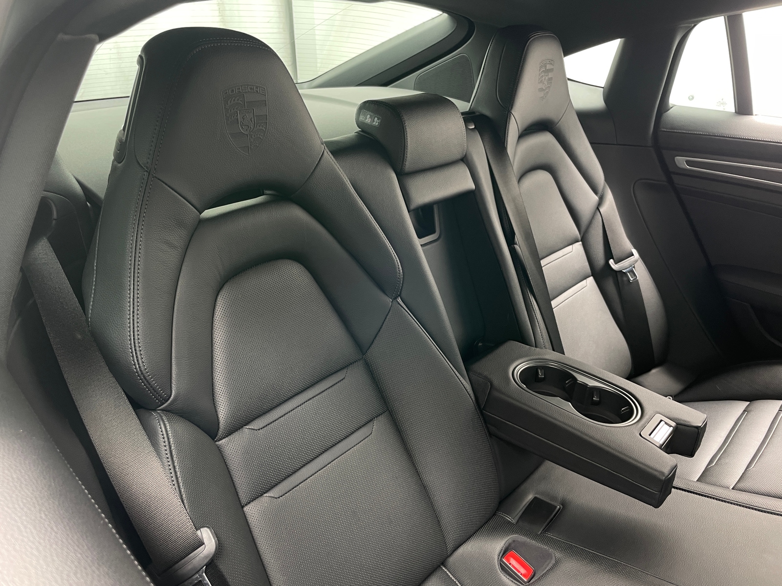 Thumbnail: 2023 Porsche Panamera - 5