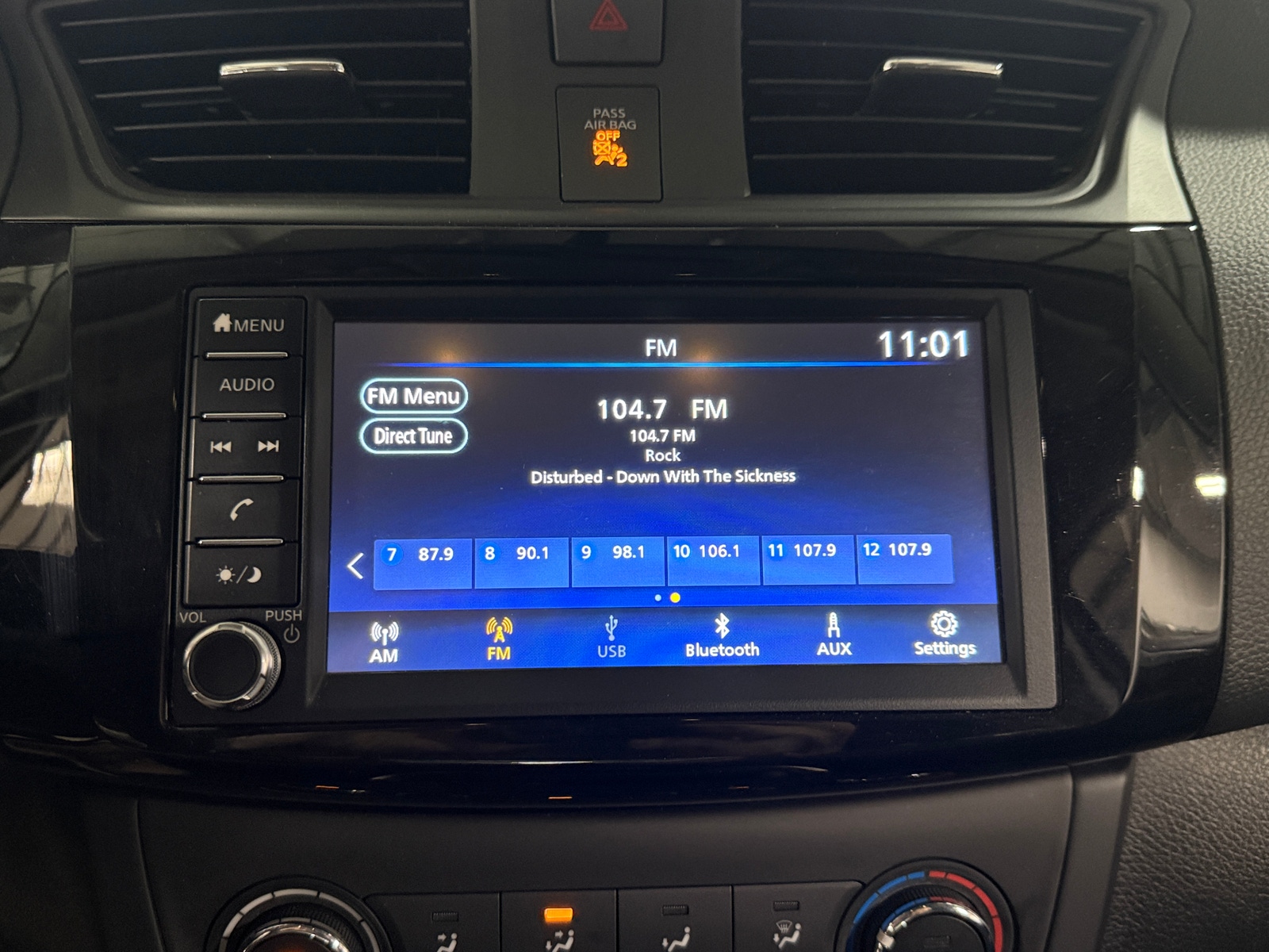 Thumbnail: 2019 Nissan Sentra - 4