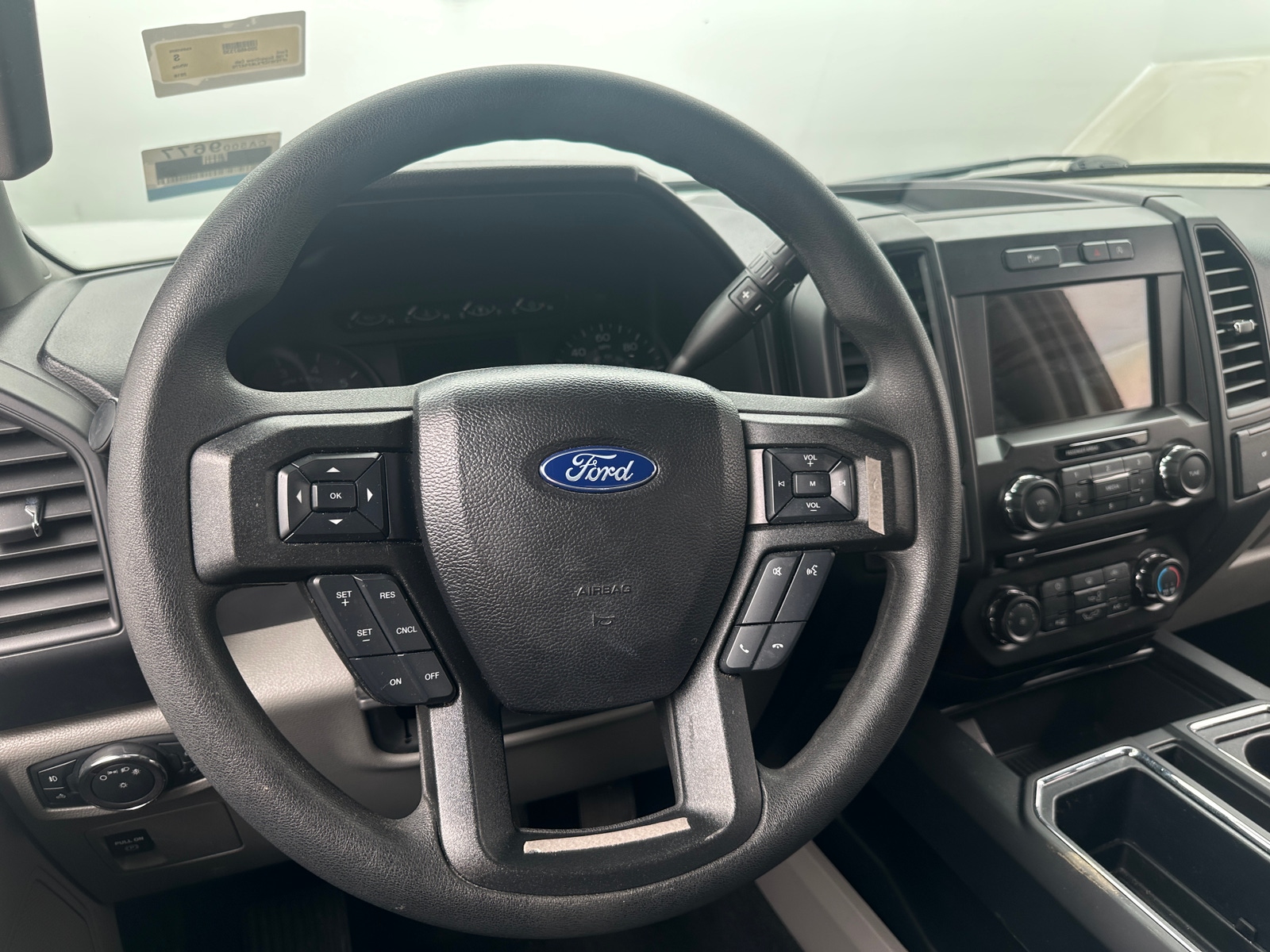 Thumbnail: 2018 Ford Econoline - 4