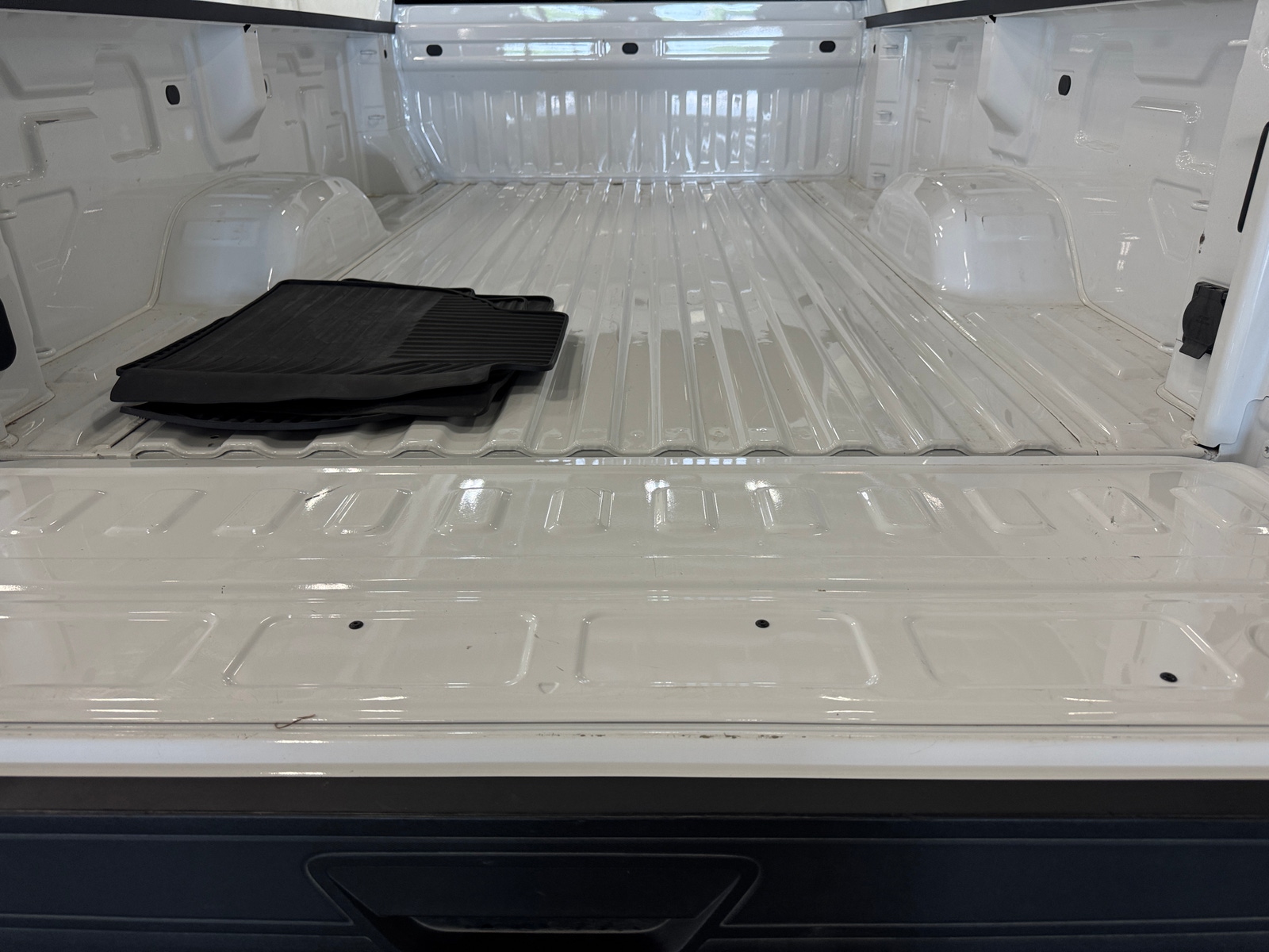 Thumbnail: 2025 Chevrolet Silverado 2500 - 7