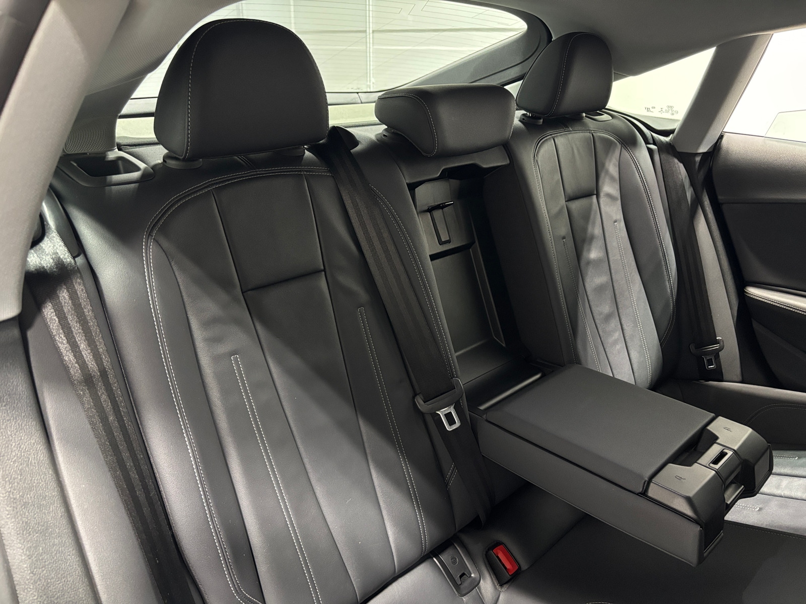 Thumbnail: 2022 Audi A5 - 5