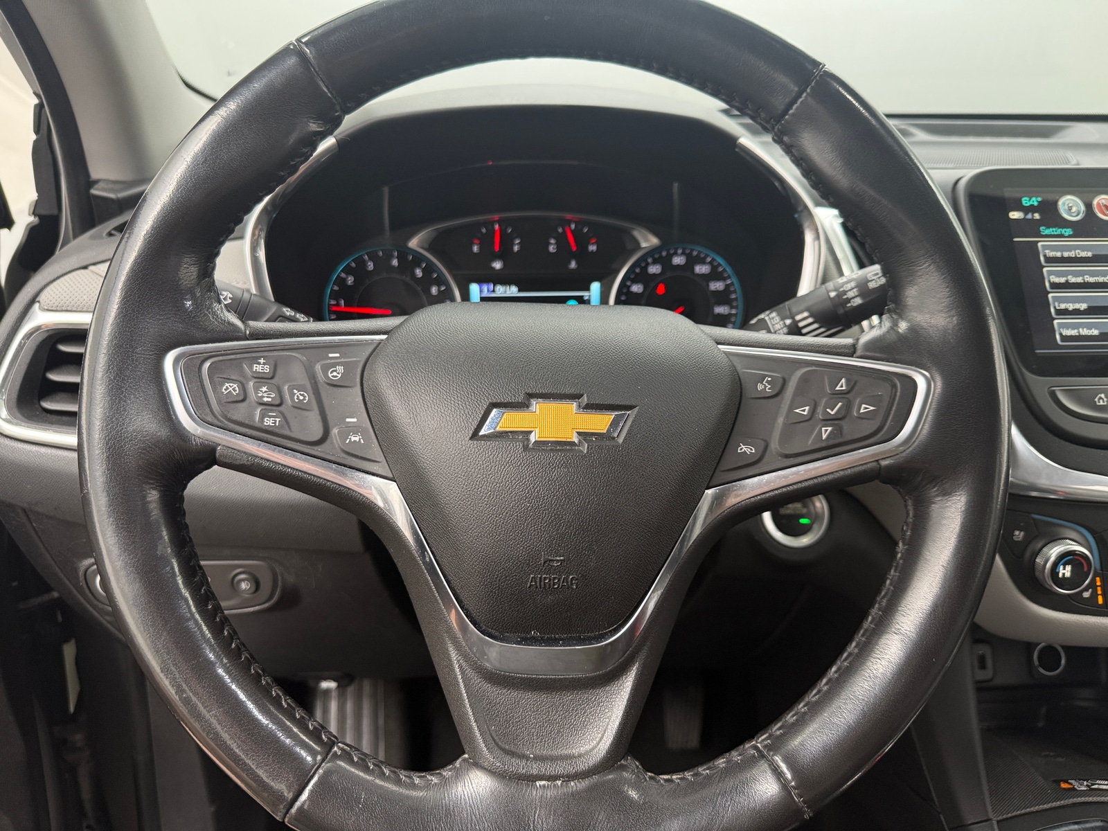 Thumbnail: 2018 Chevrolet Equinox - 4