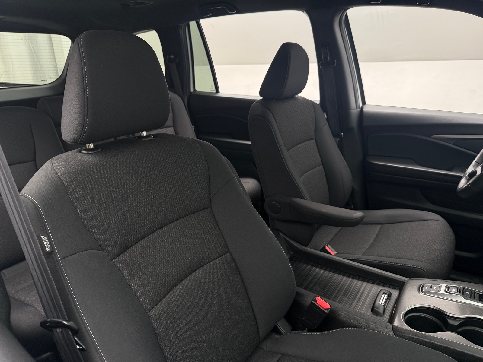 Thumbnail: 2021 Honda Passport - 2