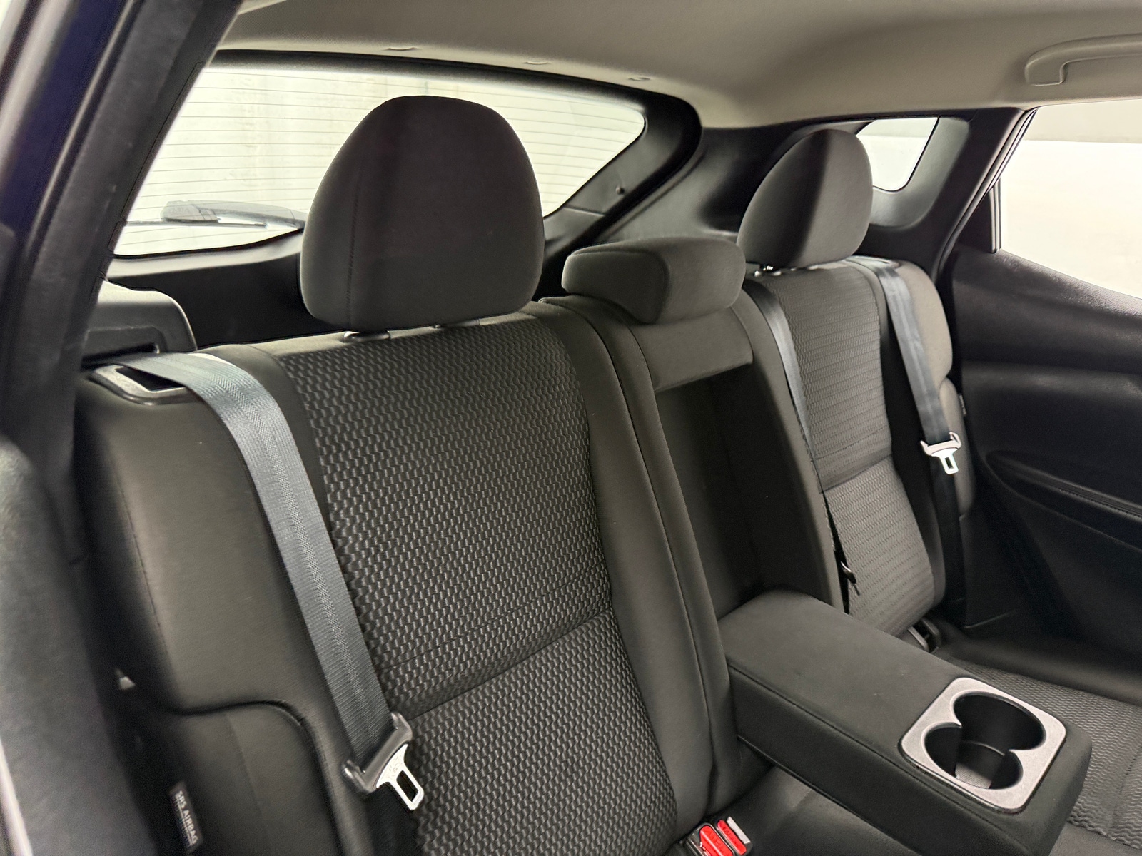 Thumbnail: 2022 Nissan Rogue Sport - 6