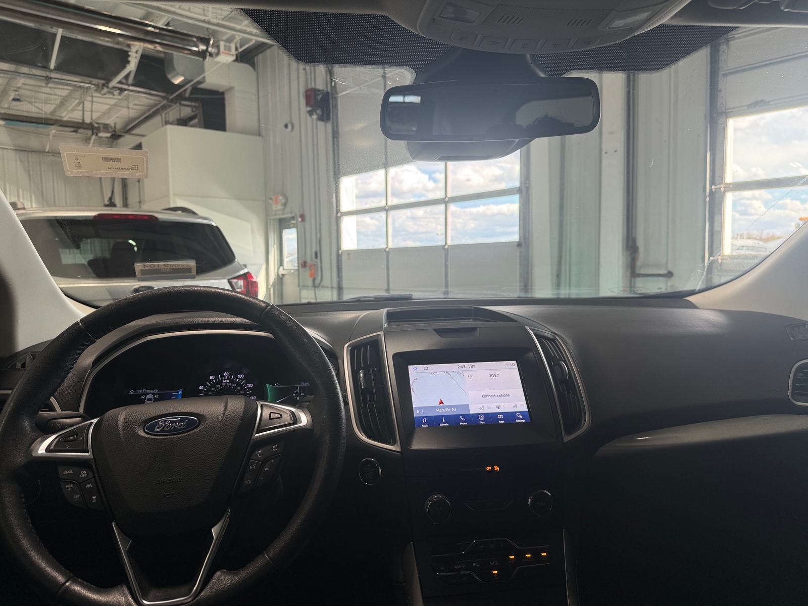 Thumbnail: 2020 Ford Edge - 2