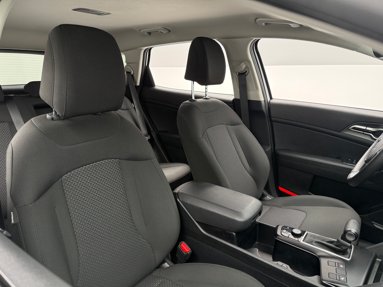 Thumbnail: 2025 Kia Sportage - 2