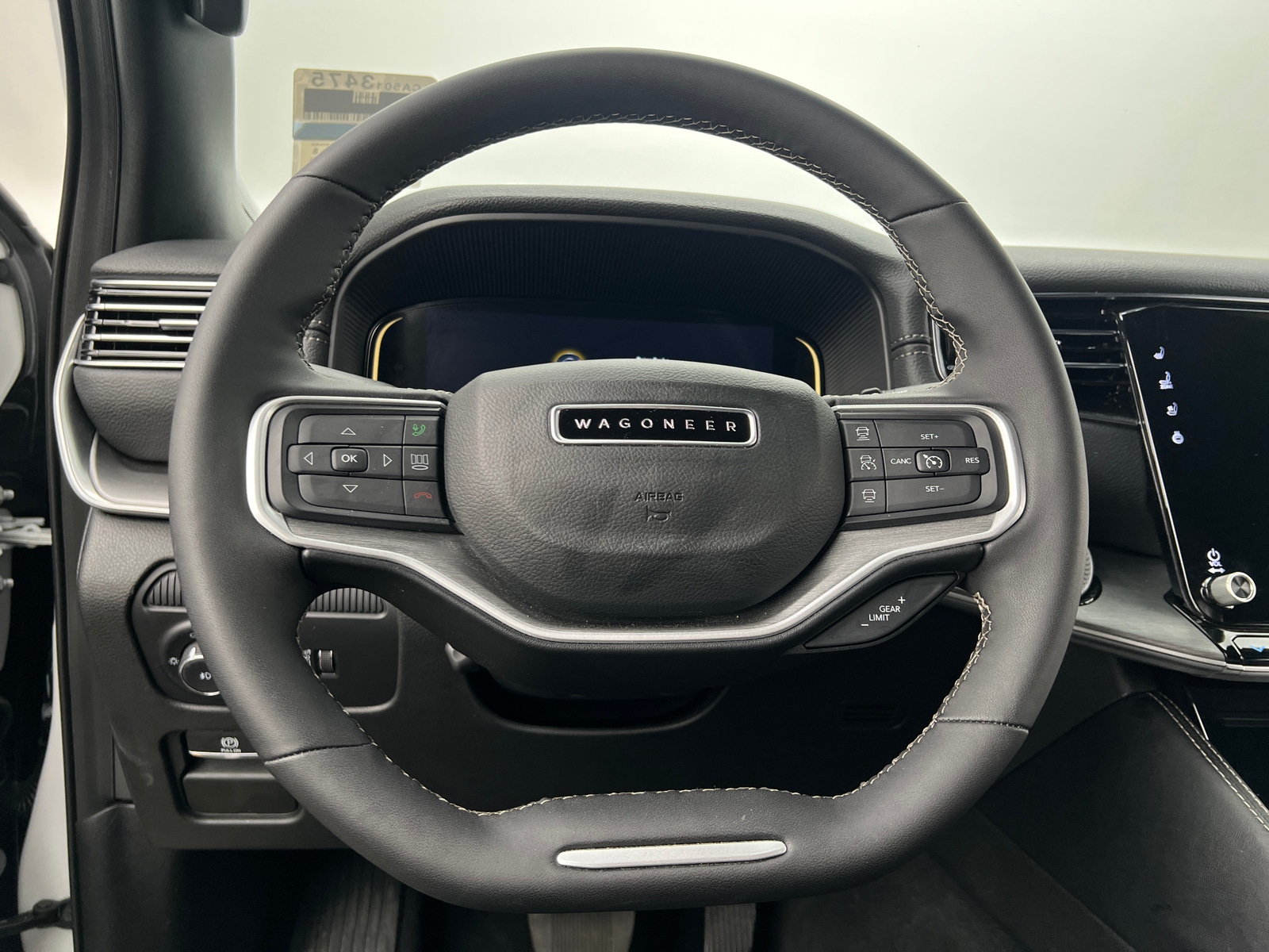 Thumbnail: 2025 Jeep Wagoneer - 4