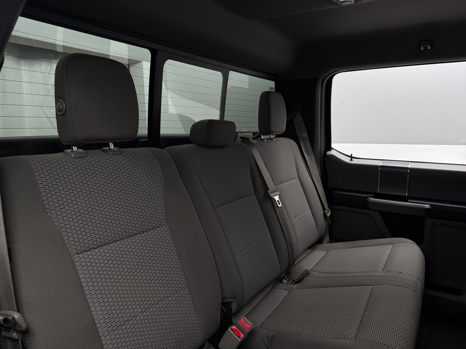 Thumbnail: 2017 Ford Econoline - 6