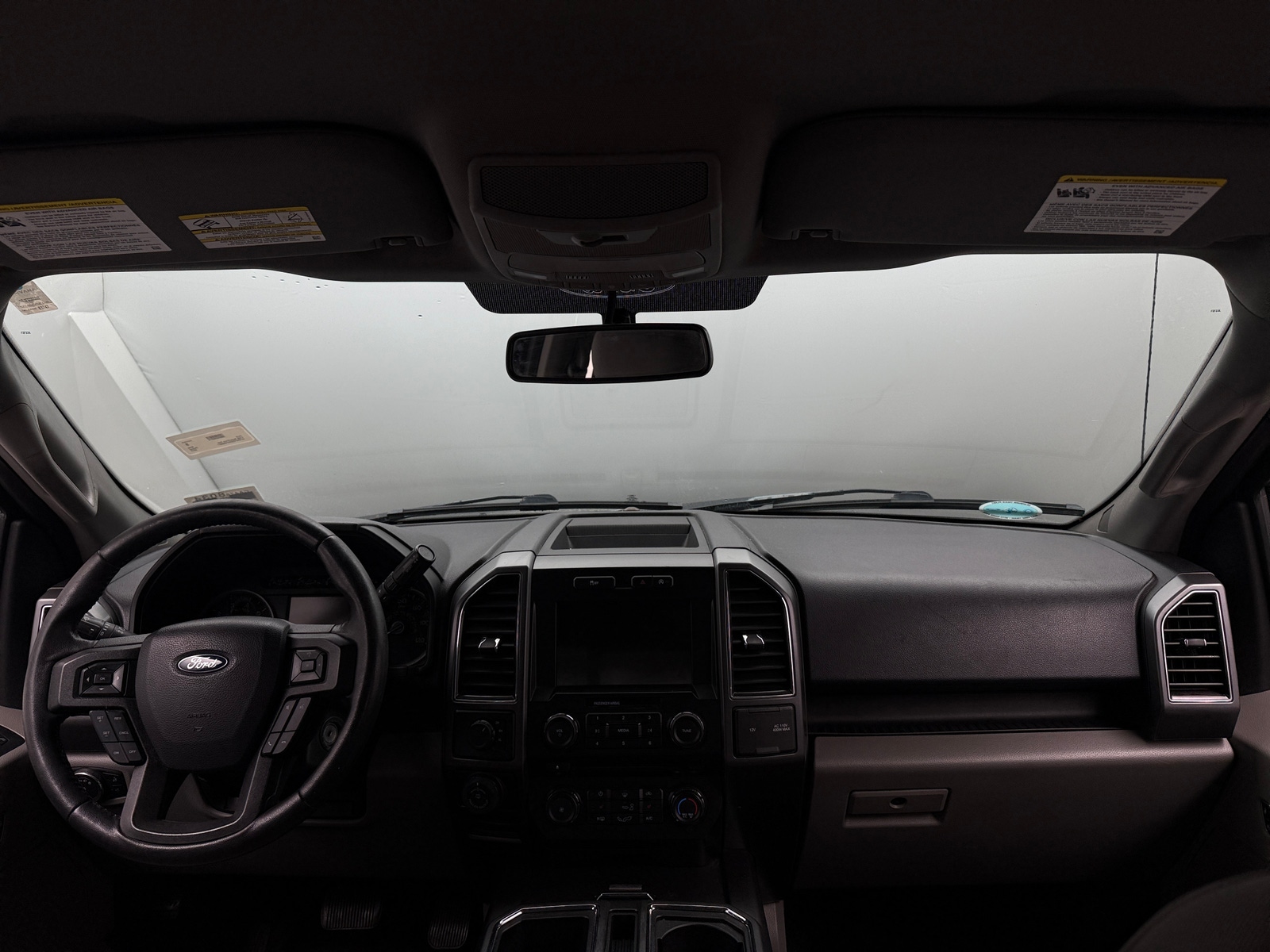 Thumbnail: 2017 Ford Econoline - 3