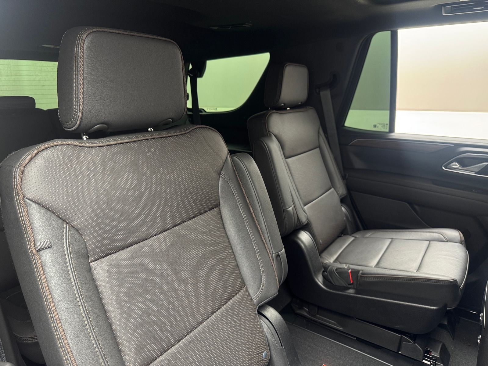 Thumbnail: 2023 Chevrolet Tahoe - 5