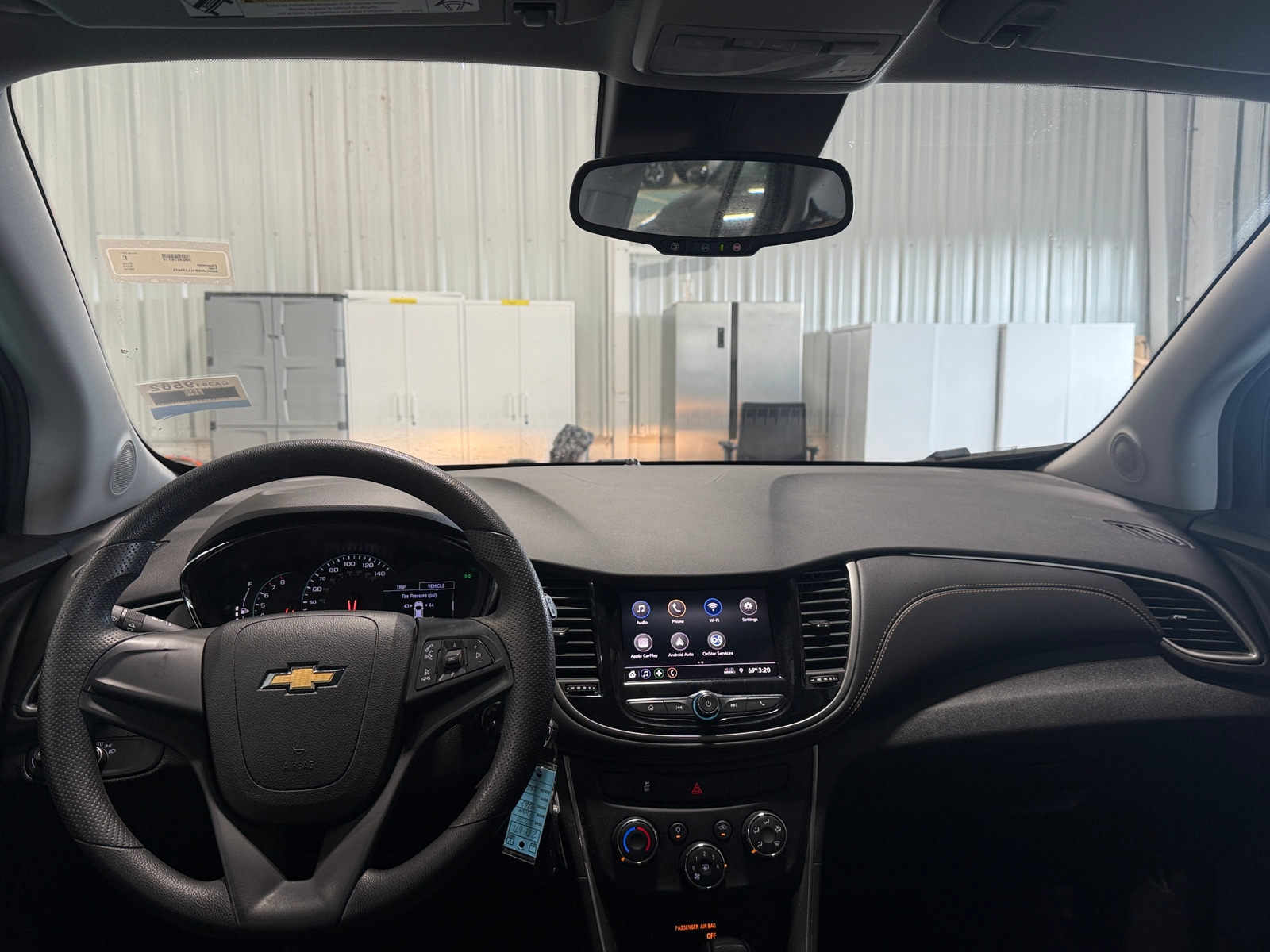 Thumbnail: 2020 Chevrolet Trax - 3