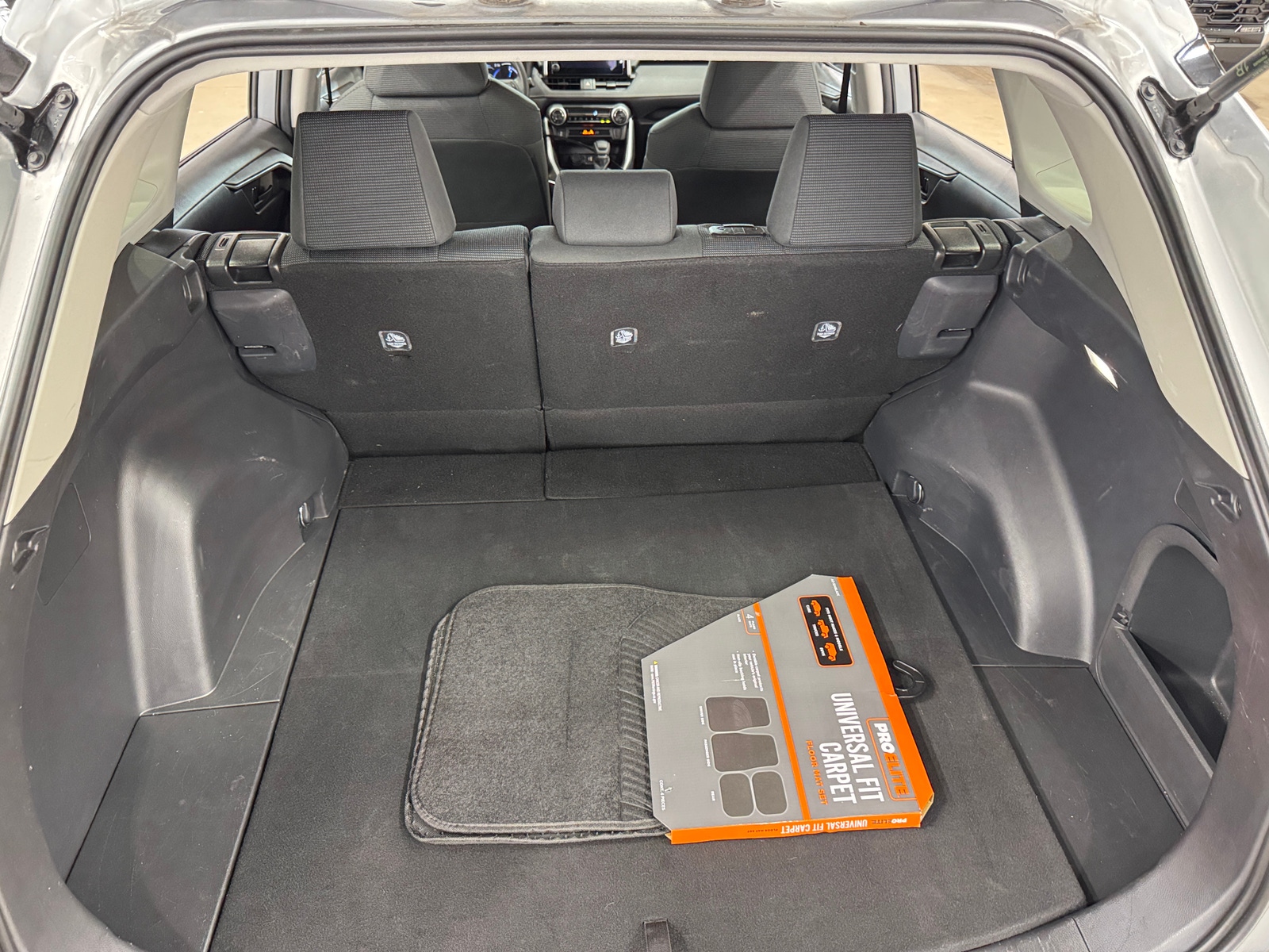 Thumbnail: 2025 Toyota RAV4 - 7