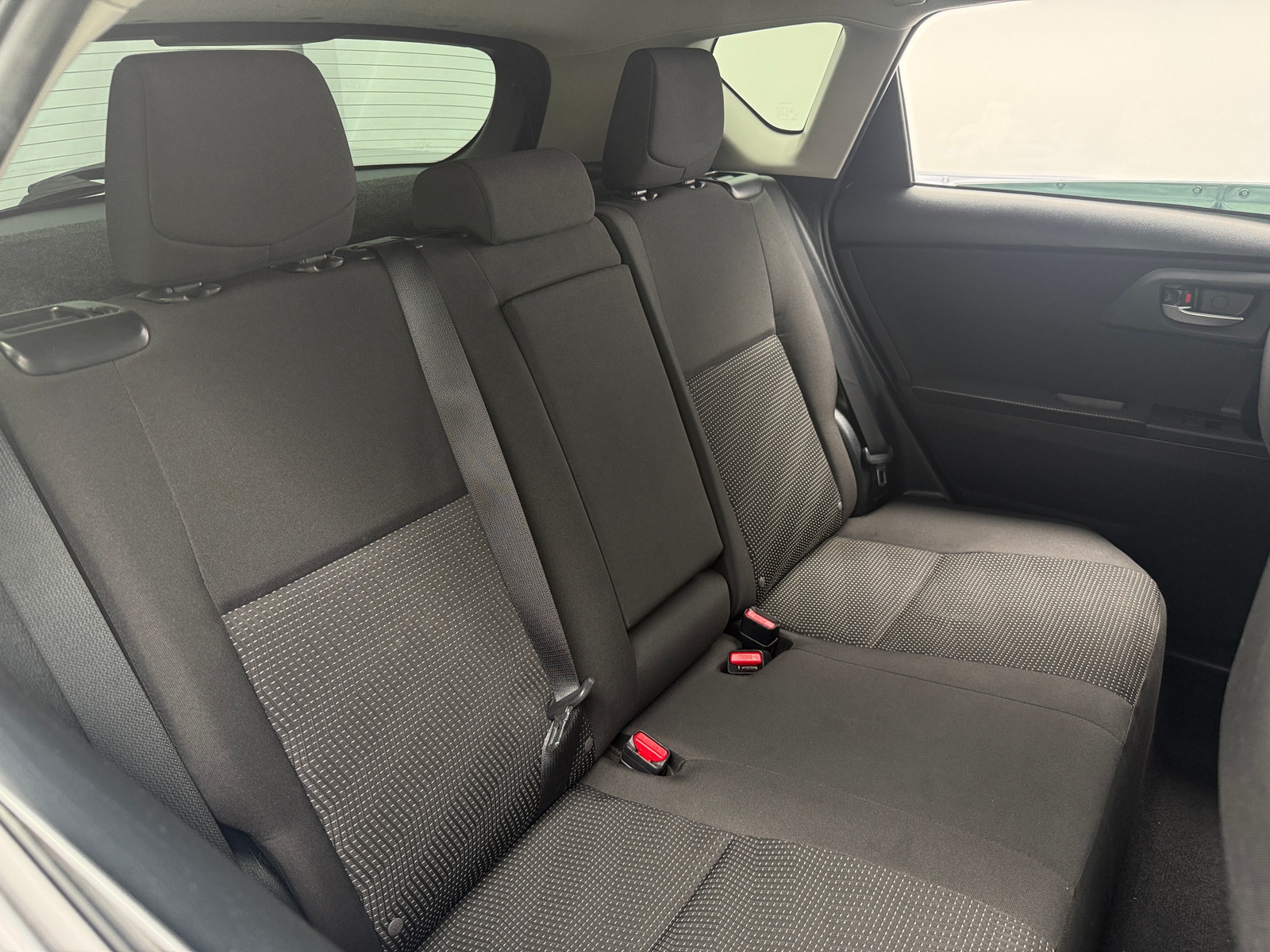 Thumbnail: 2018 Toyota Corolla iM - 6