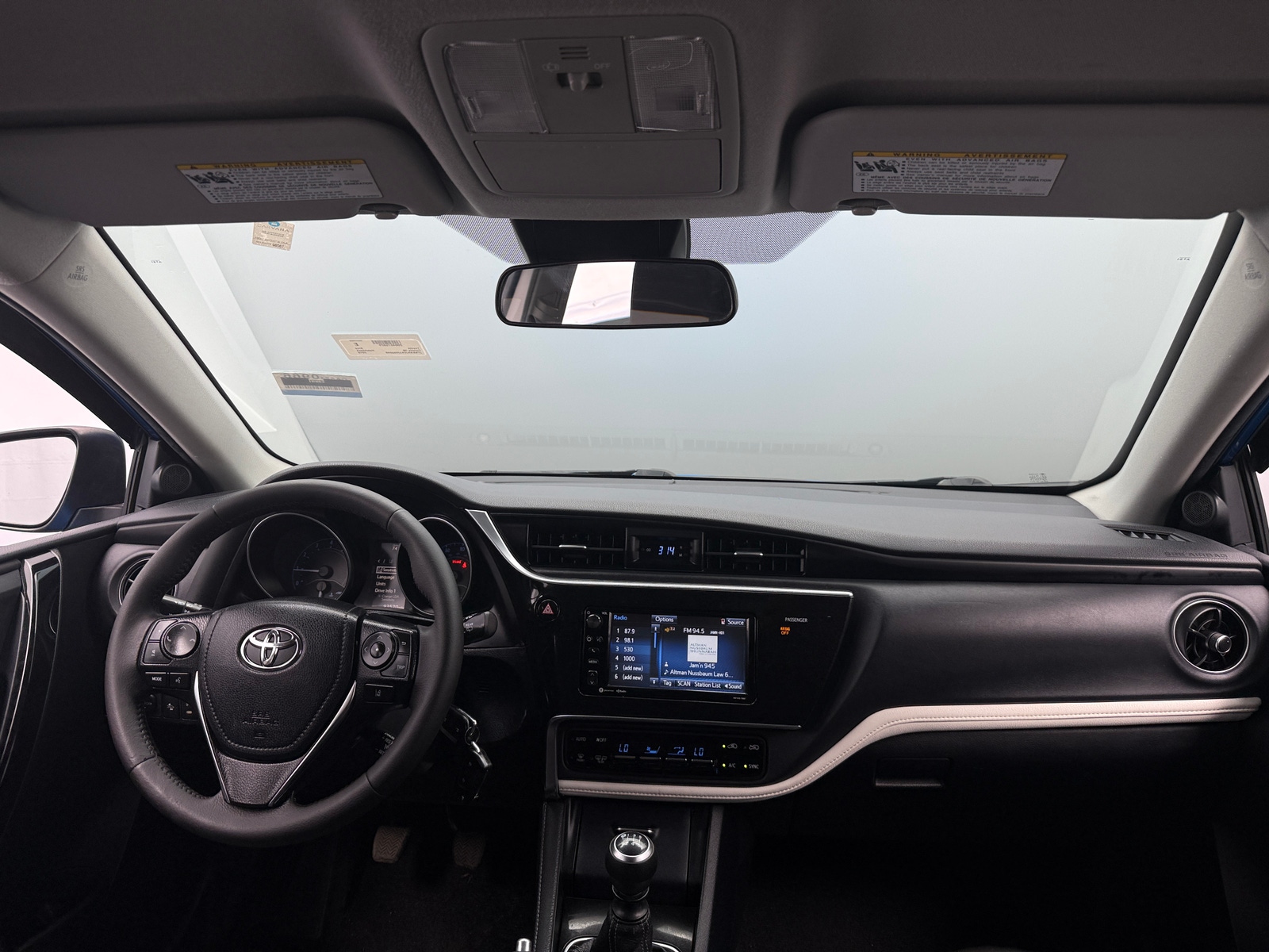 Thumbnail: 2018 Toyota Corolla iM - 3