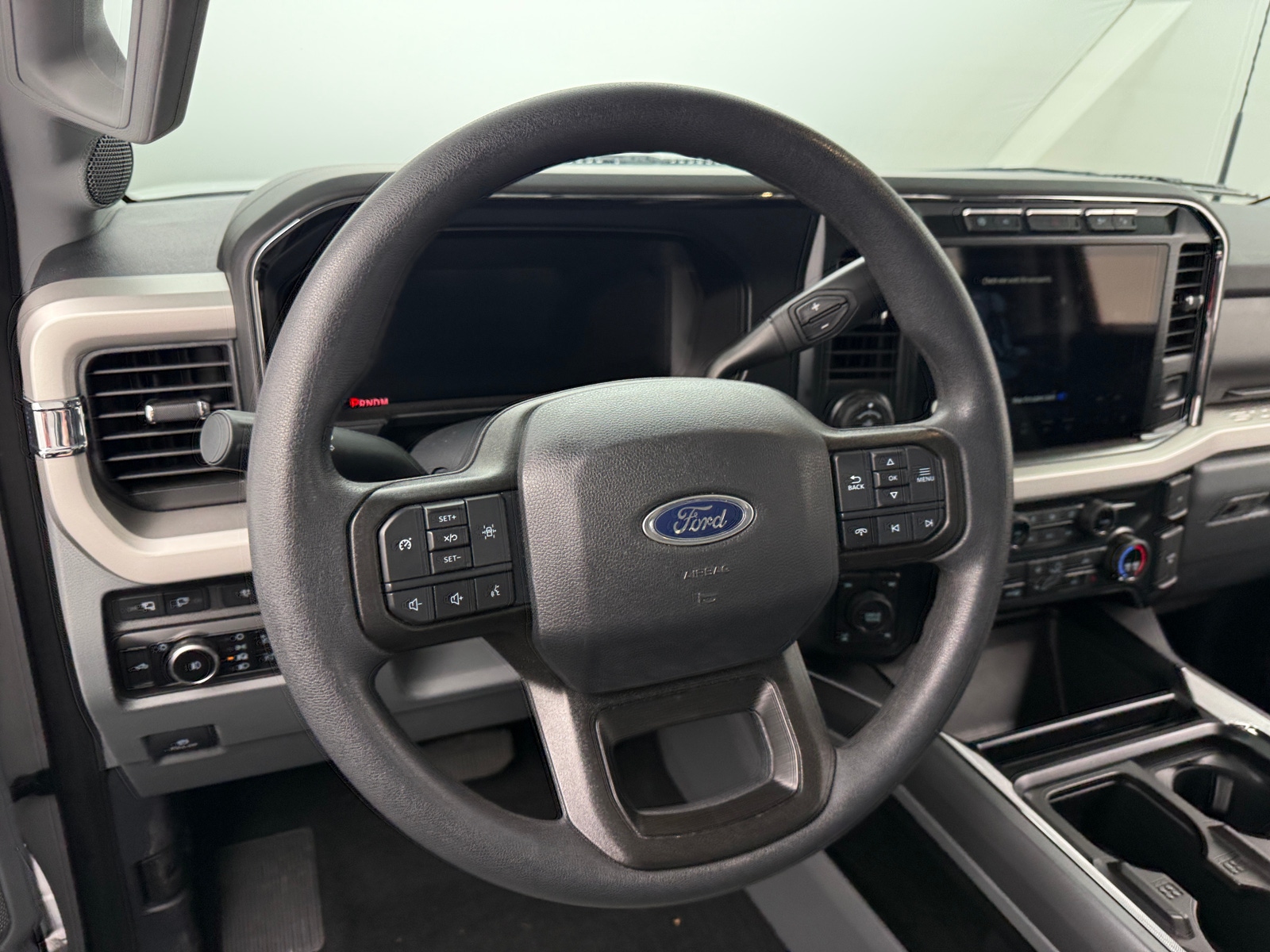 Thumbnail: 2023 Ford Econoline - 5