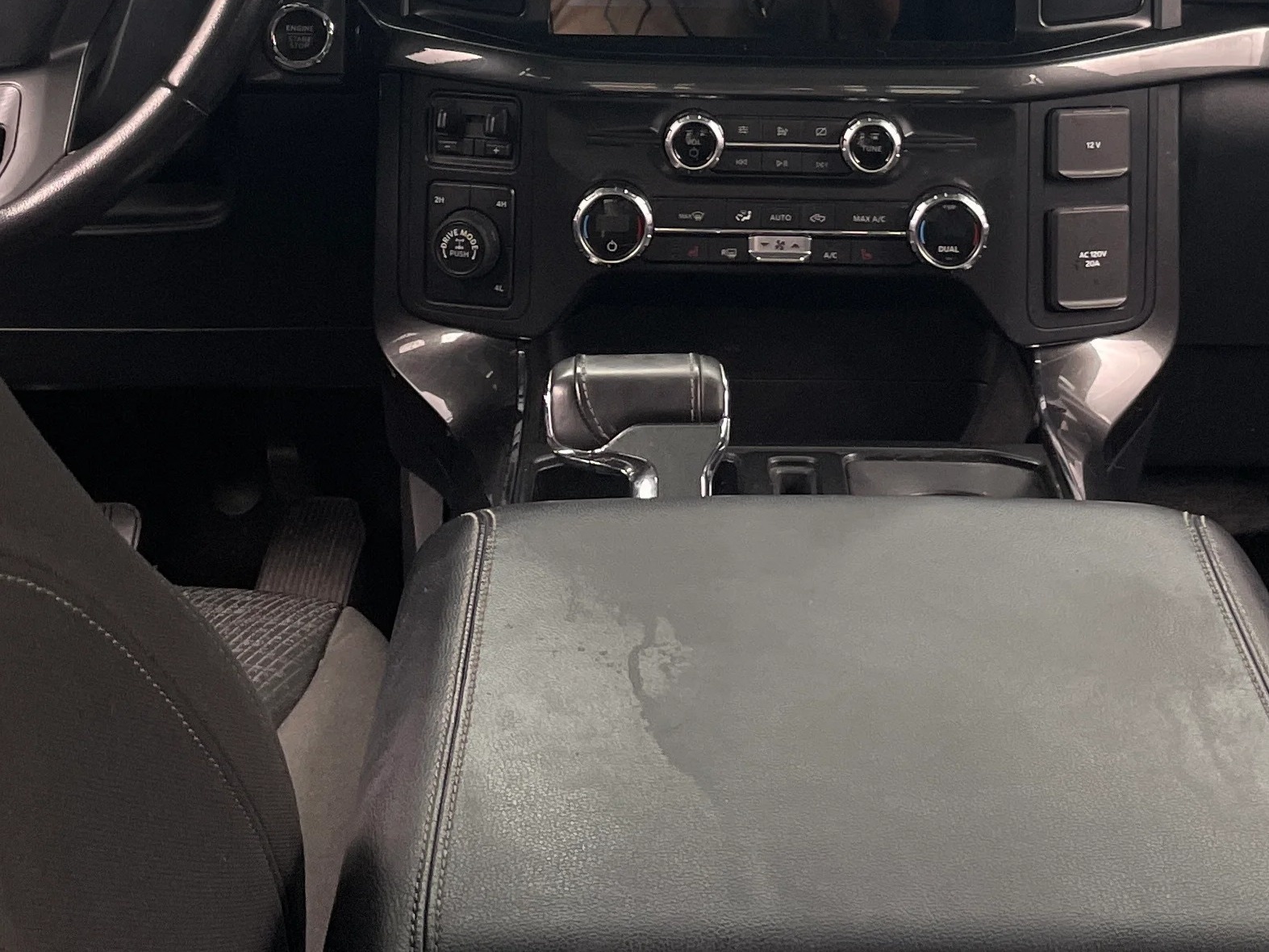 Thumbnail: 2021 Ford Econoline - 3