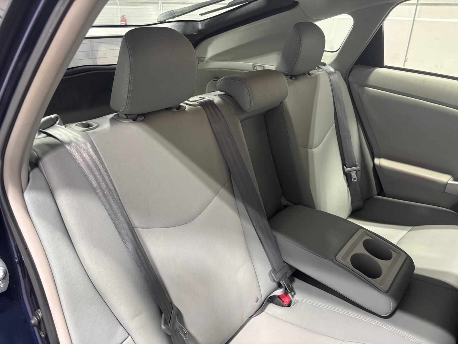 Thumbnail: 2015 Toyota Prius - 6